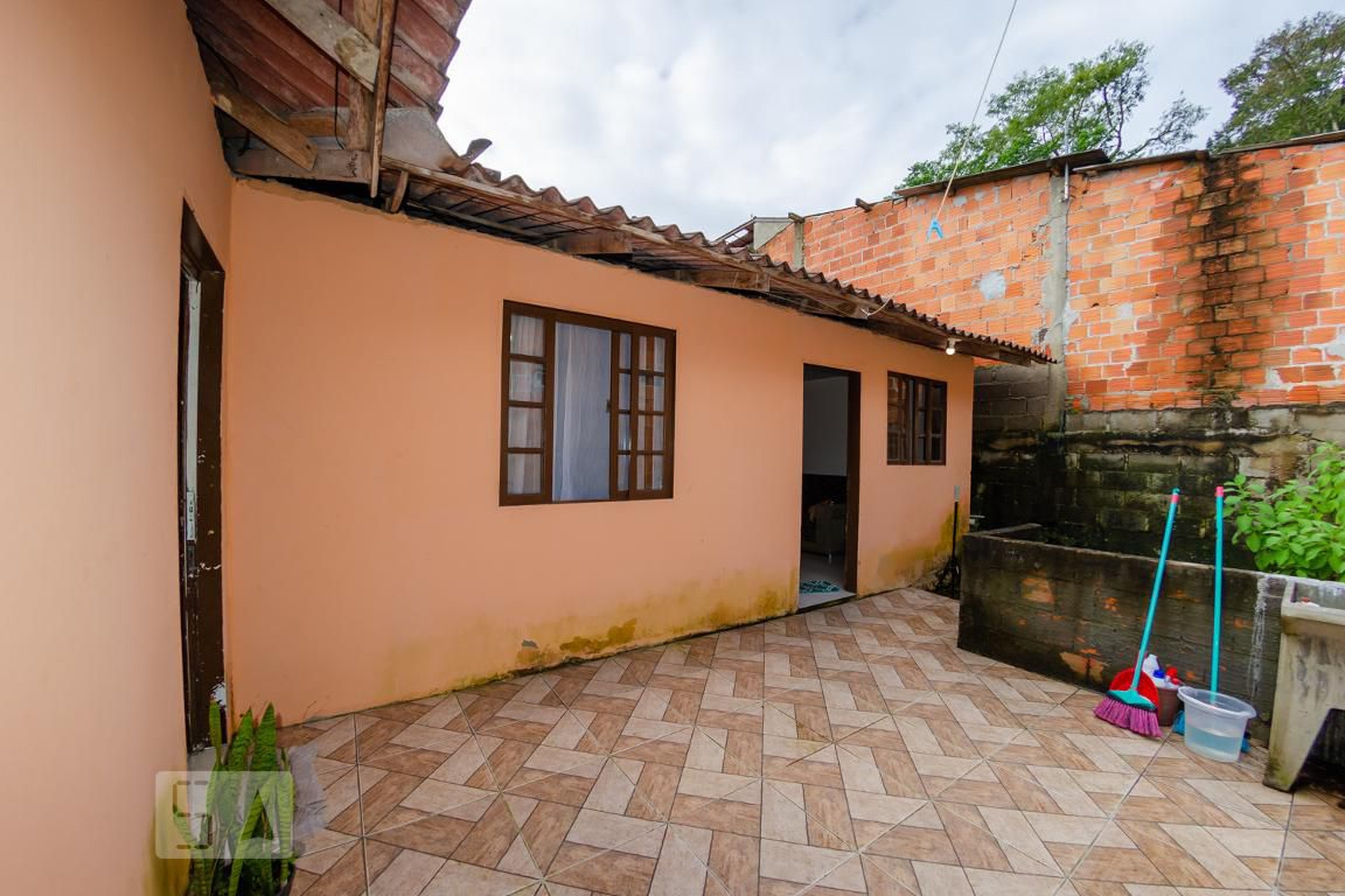 Fachada Condomínio em Servidão Edith Coelho, 27