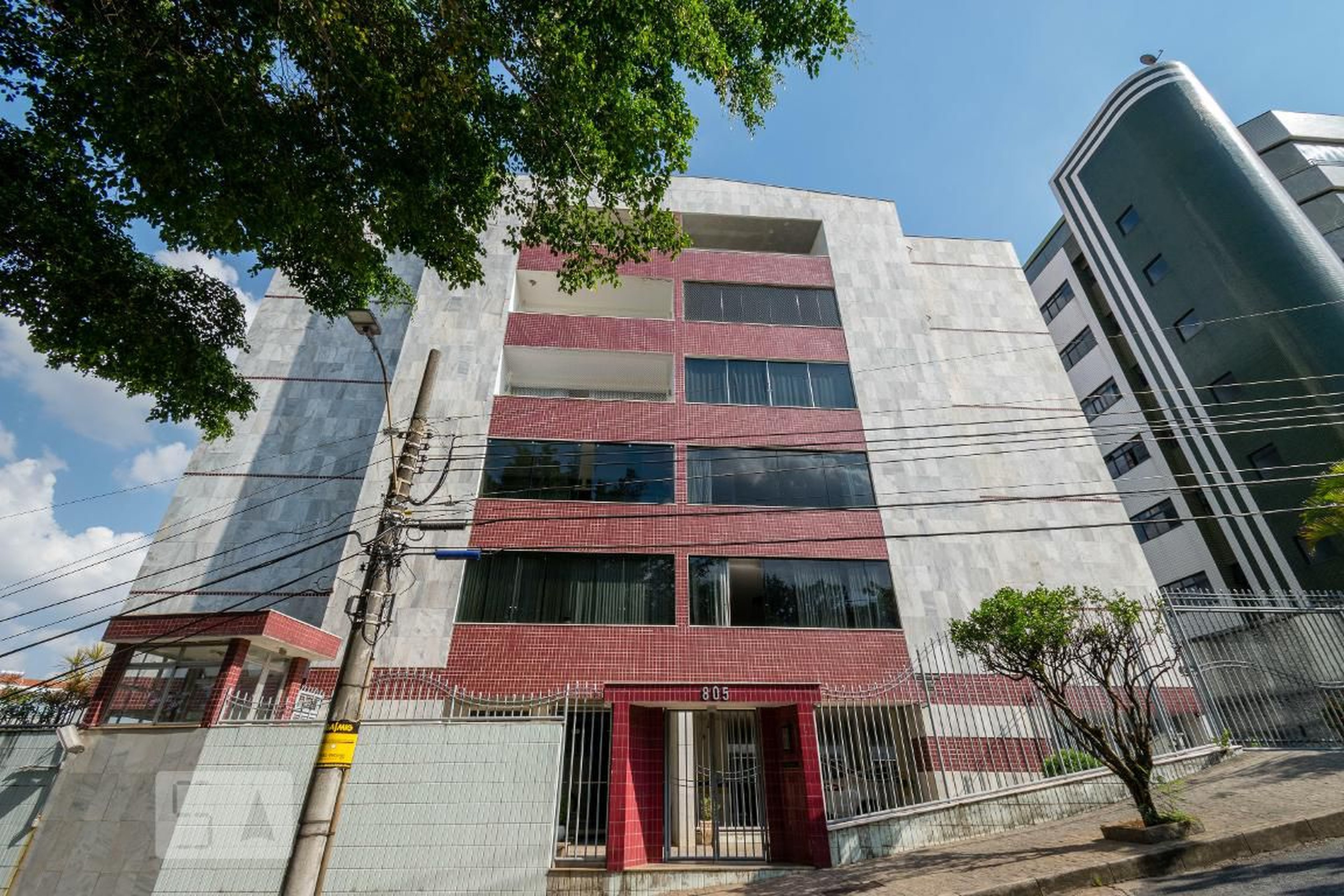 Fachada Condomínio em Rua Juruá, 805