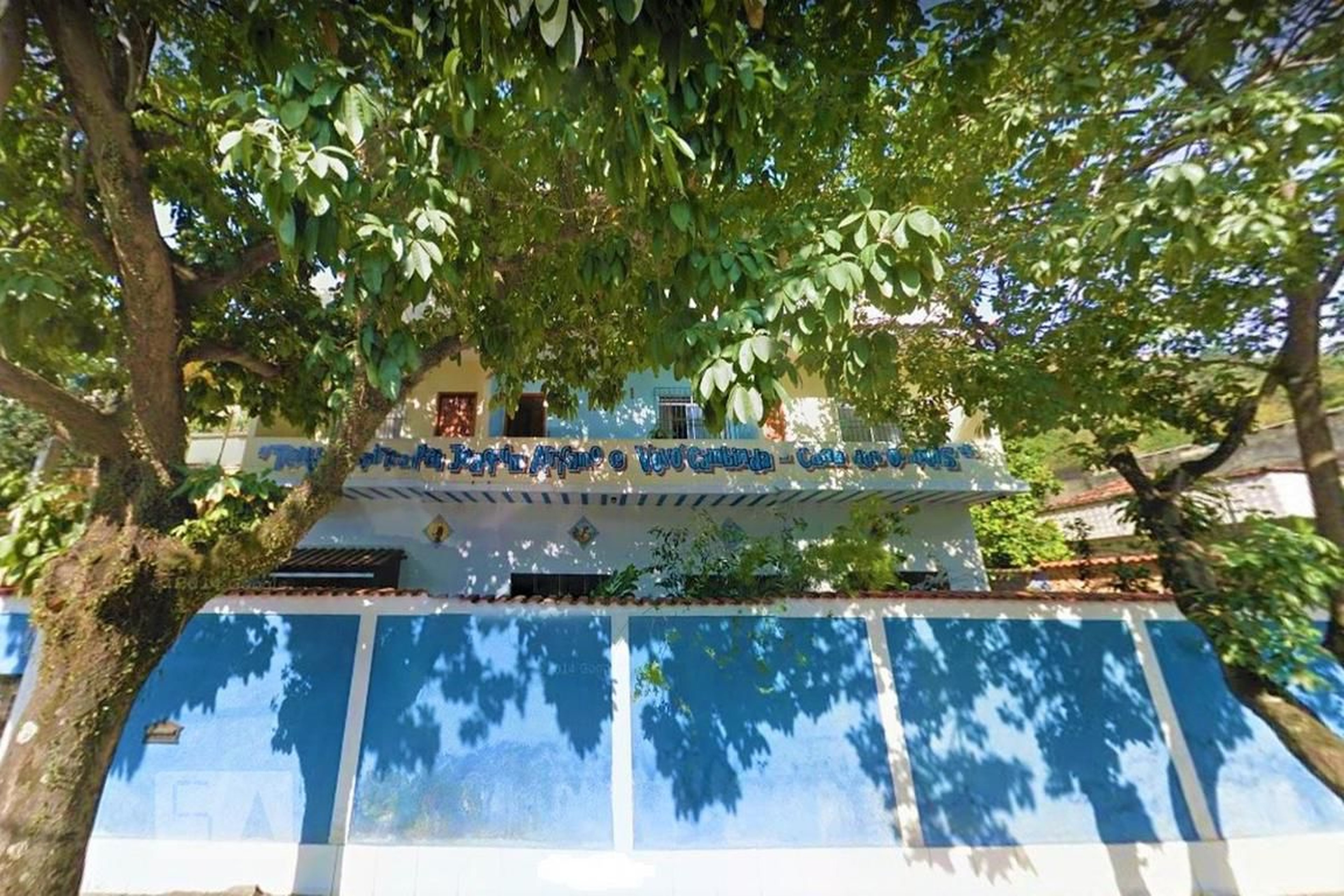 Fachada Condomínio em Rua Camarista Meier, 591