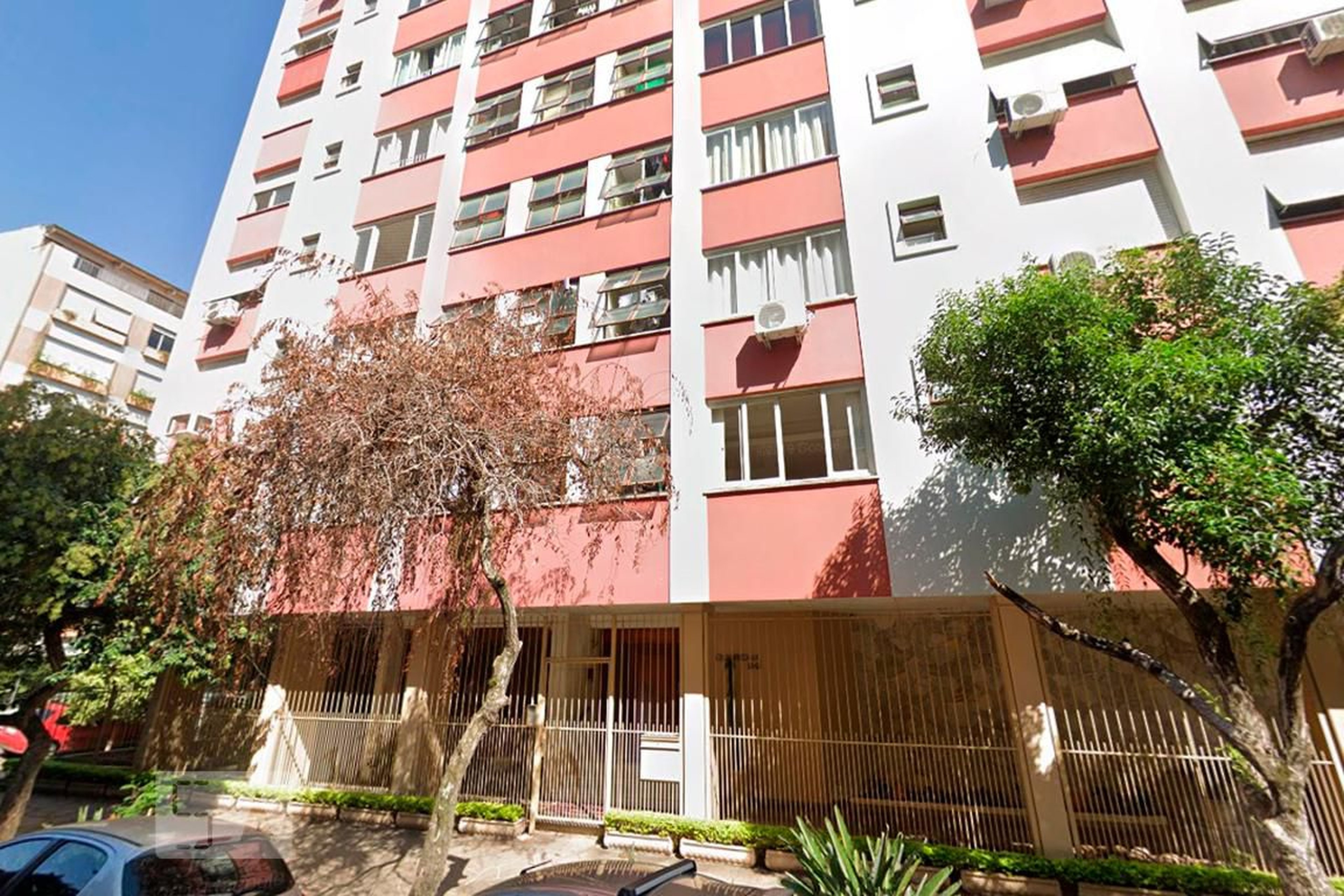 Fachada do Condomínio Condomínio em Rua Antão de Faria, 99