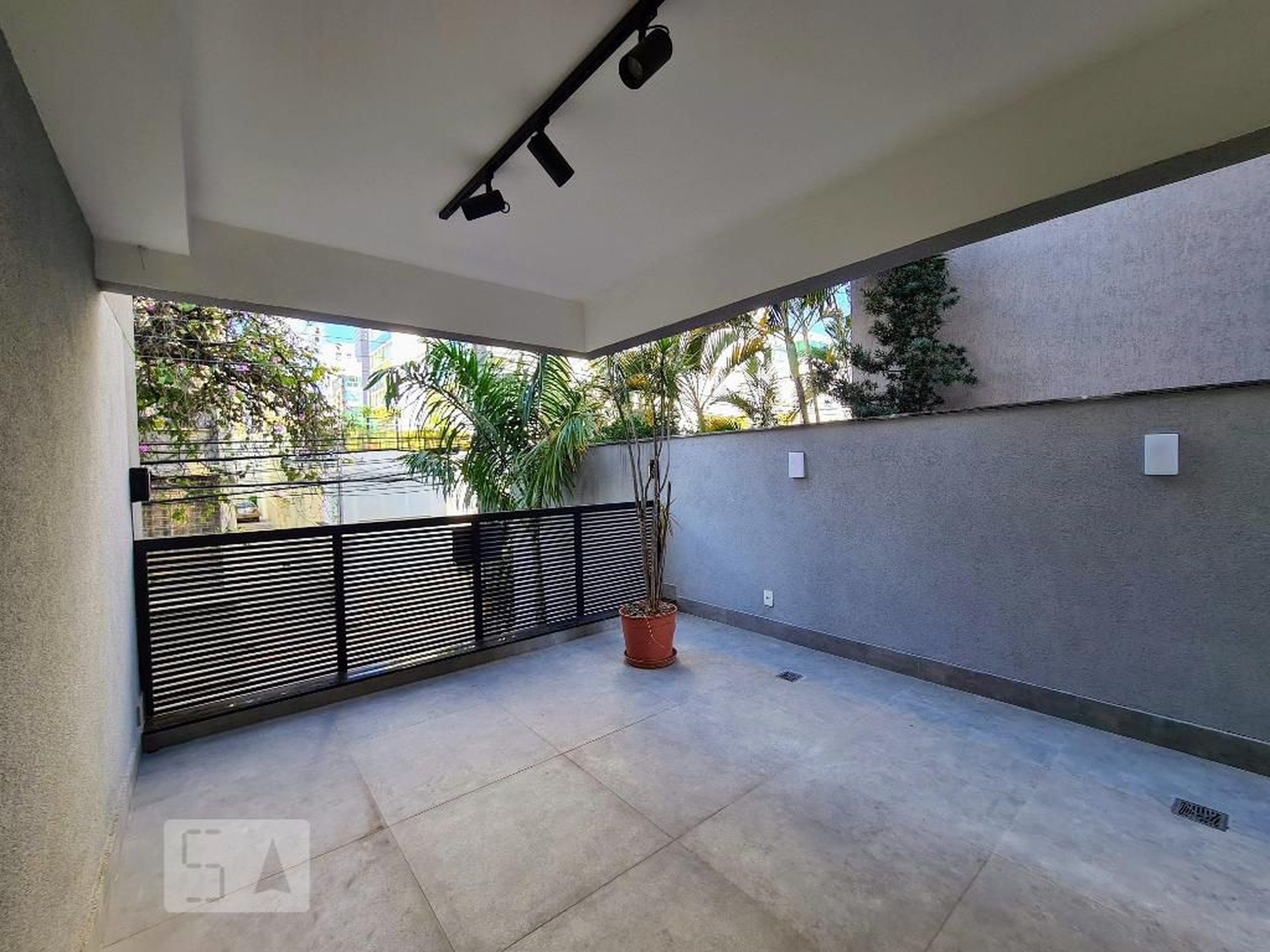 Entrada - Edifício Hausen