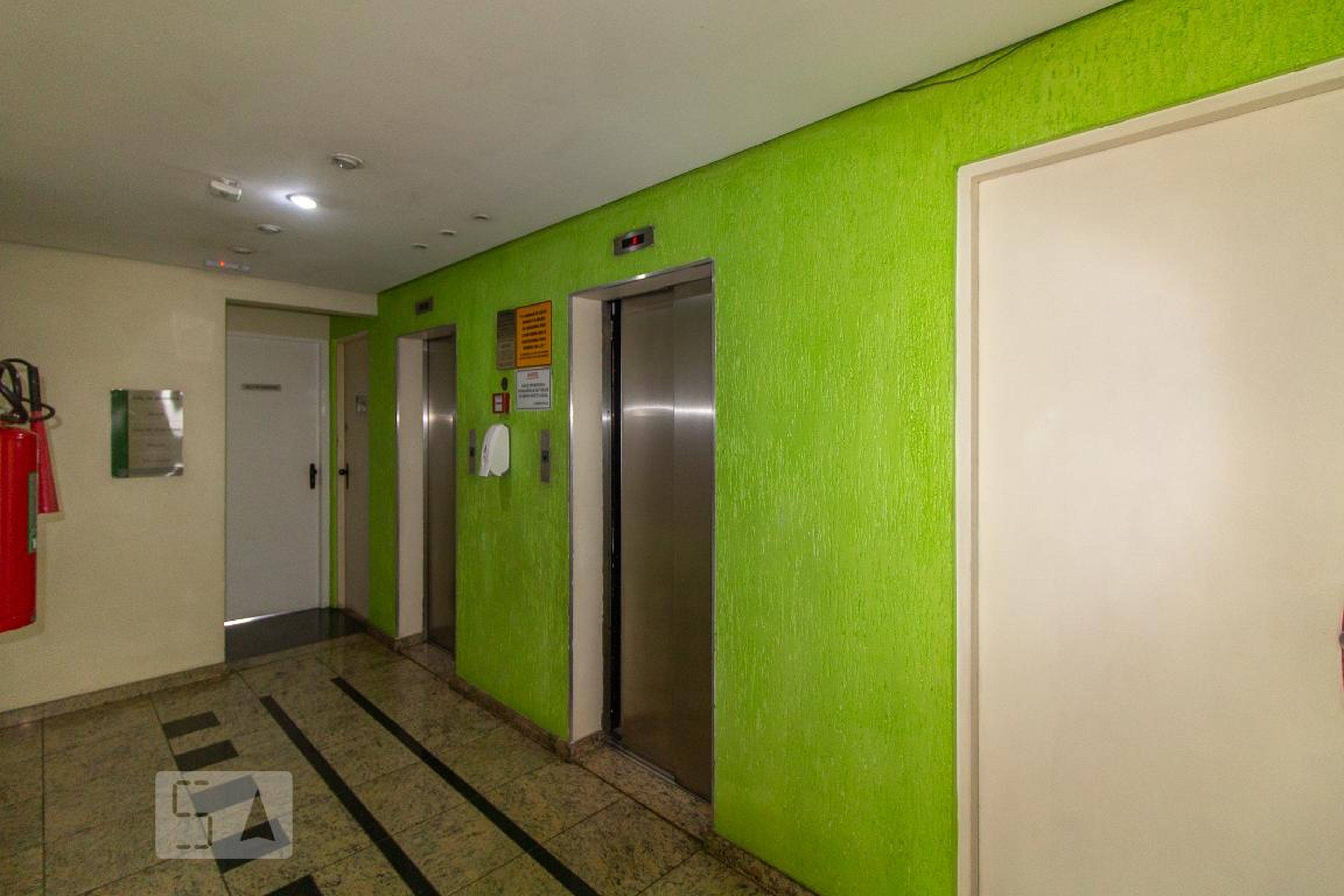 Hall de Entrada - Cotes Du Rhone