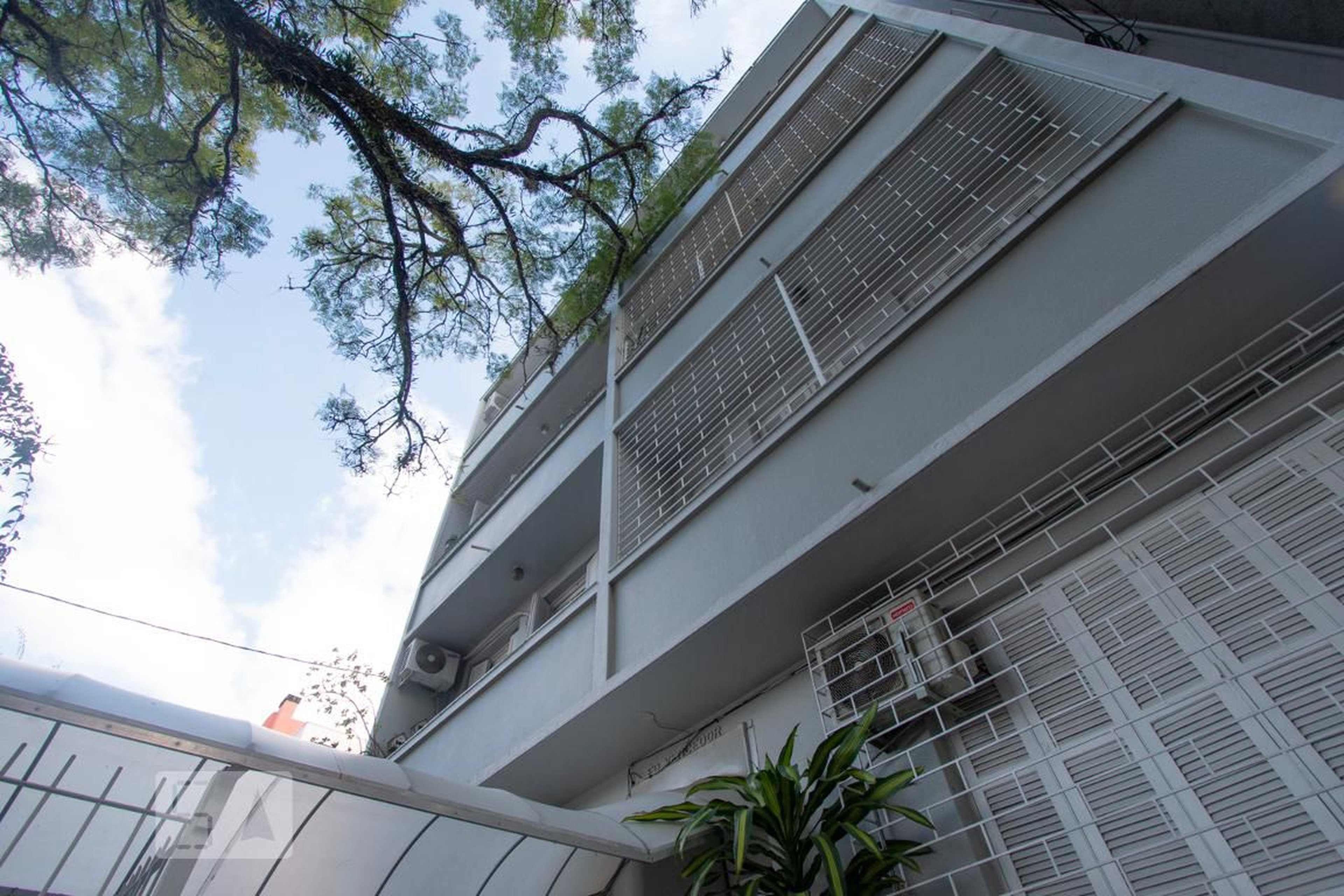 Fachada Condomínio em Rua Barão do Amazonas, 273