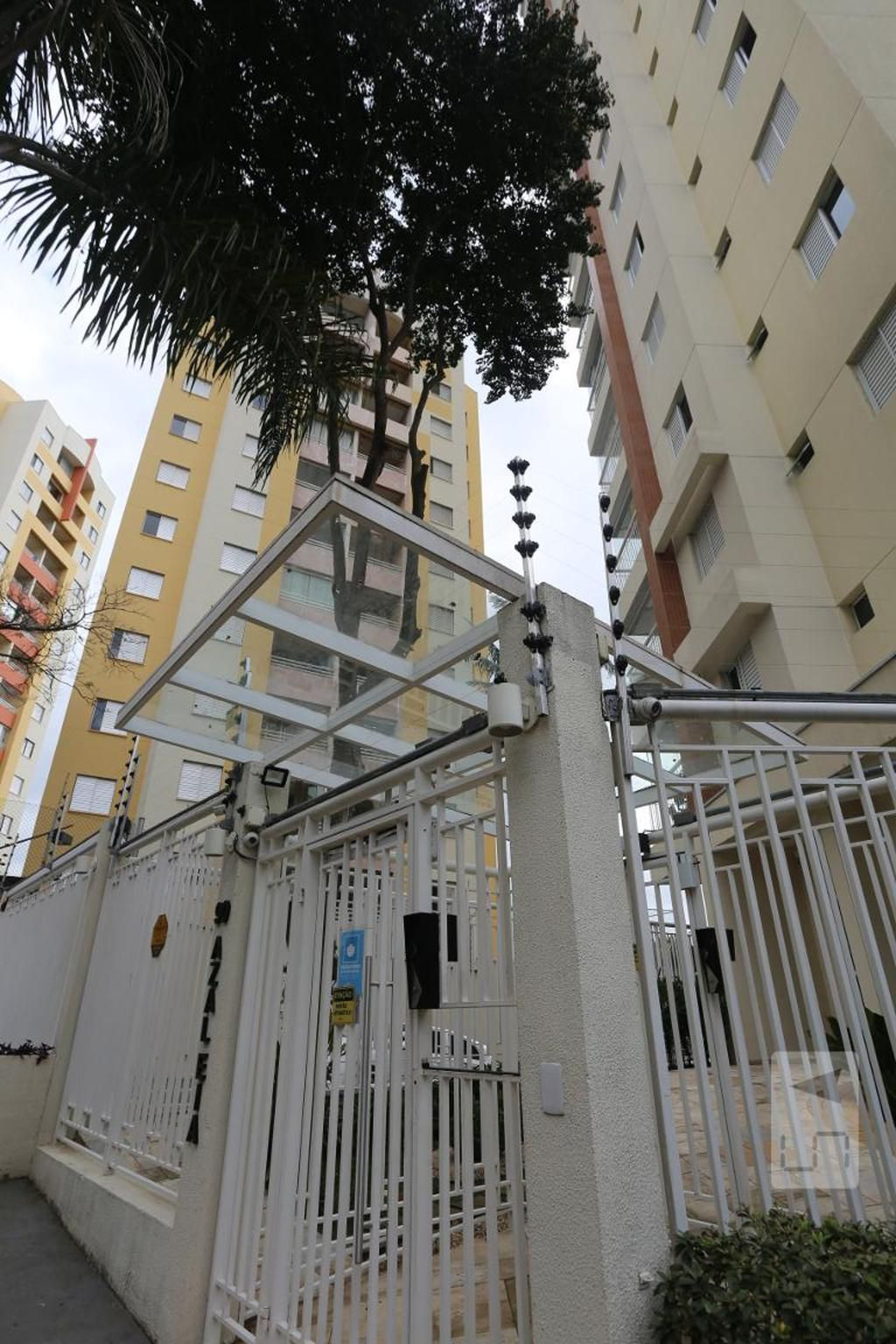 Fachada do Condomínio Condomínio Azaleia