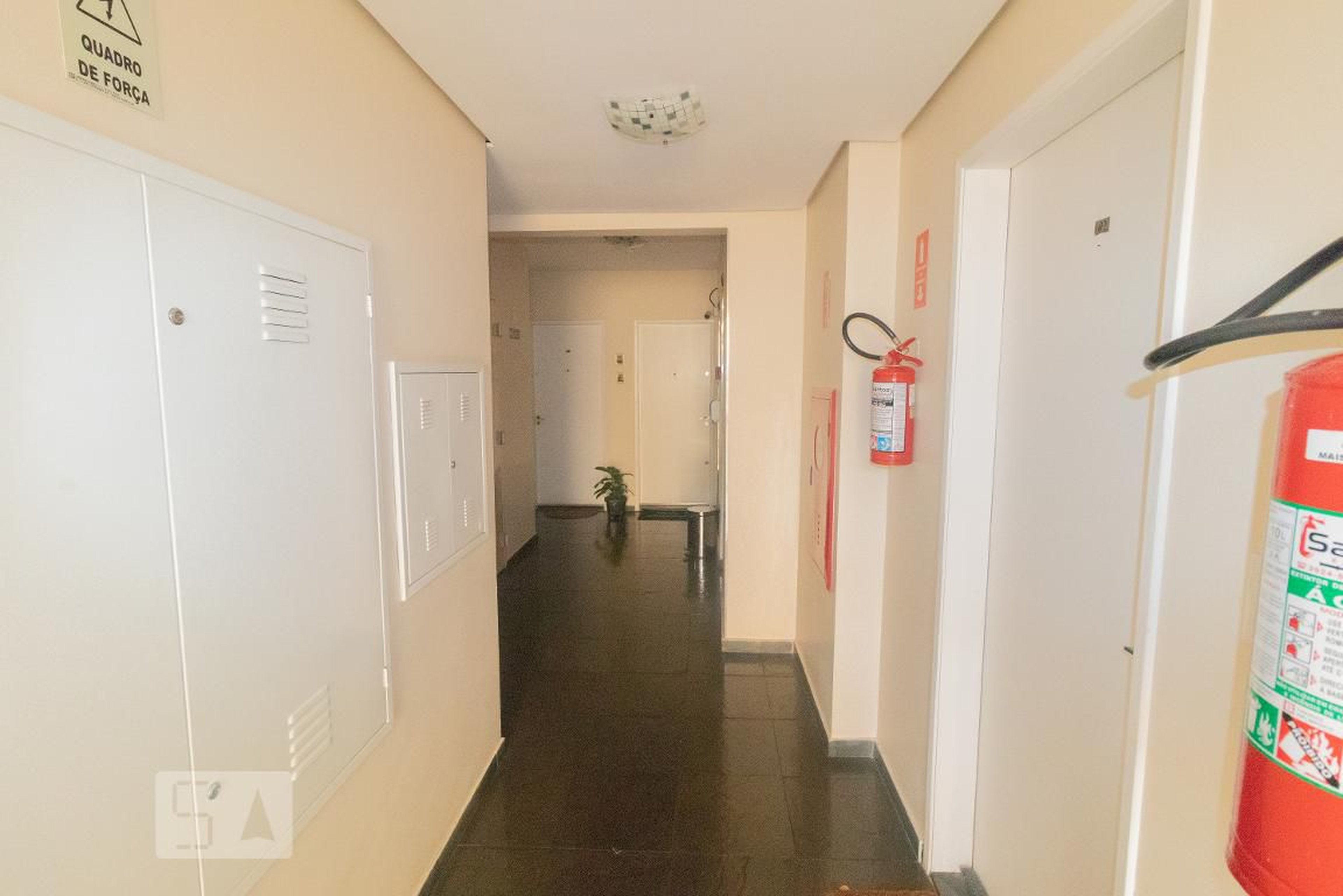 Hall social - Maison Mangalot