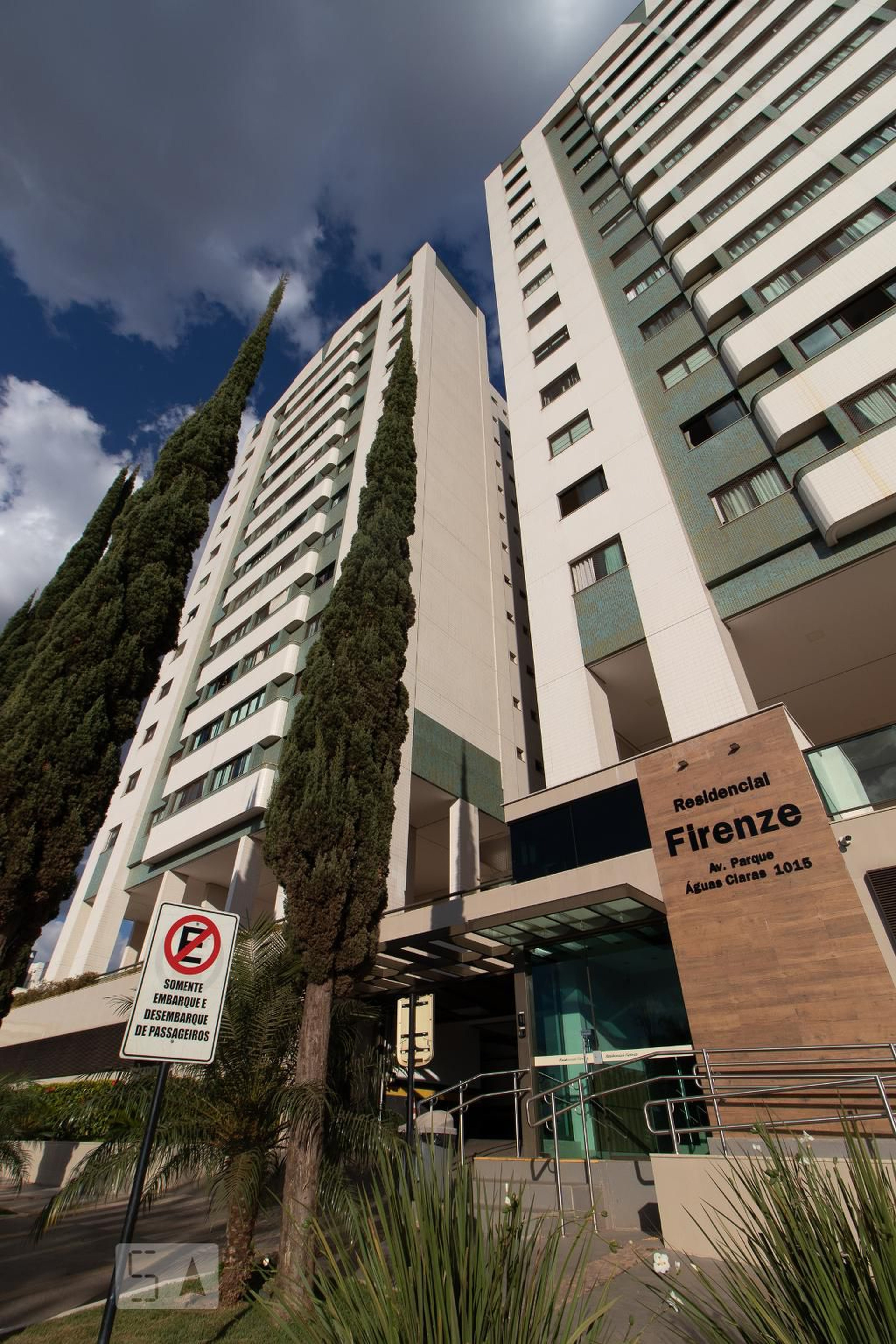 Fachada Condomínio em Avenida Parque Águas Claras Lote 1015, Torre A