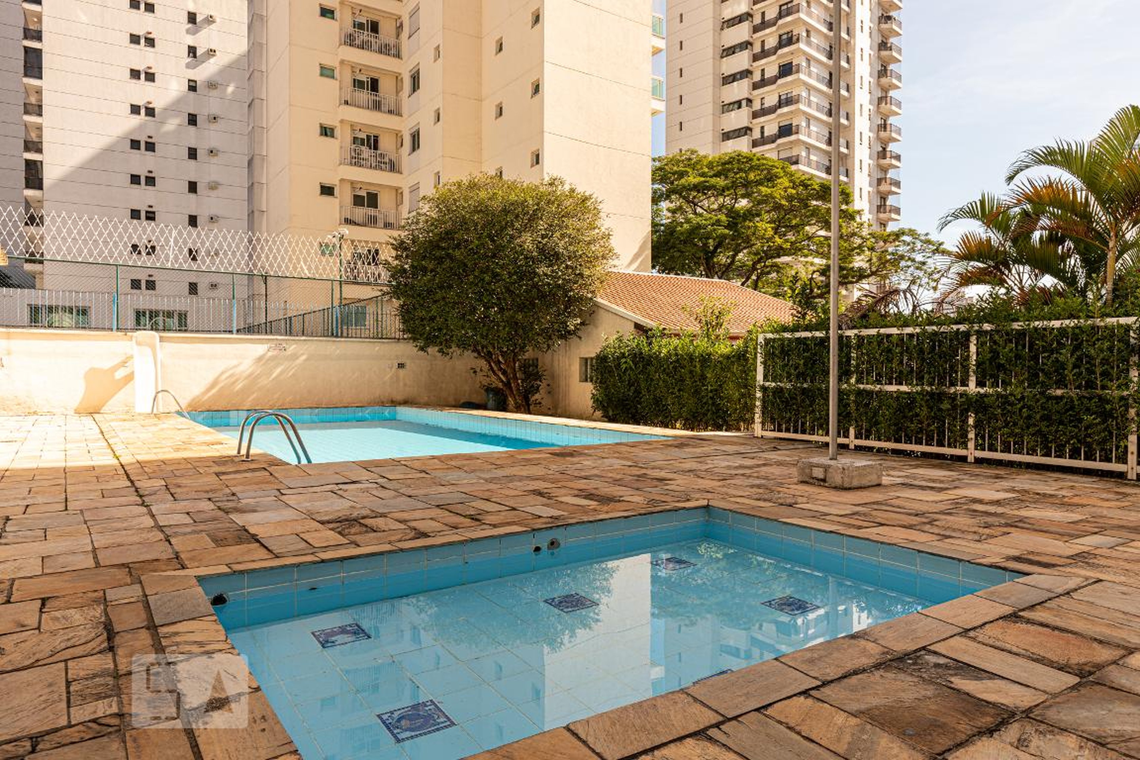 Piscina - Edifício Elza Rovai Cavallari