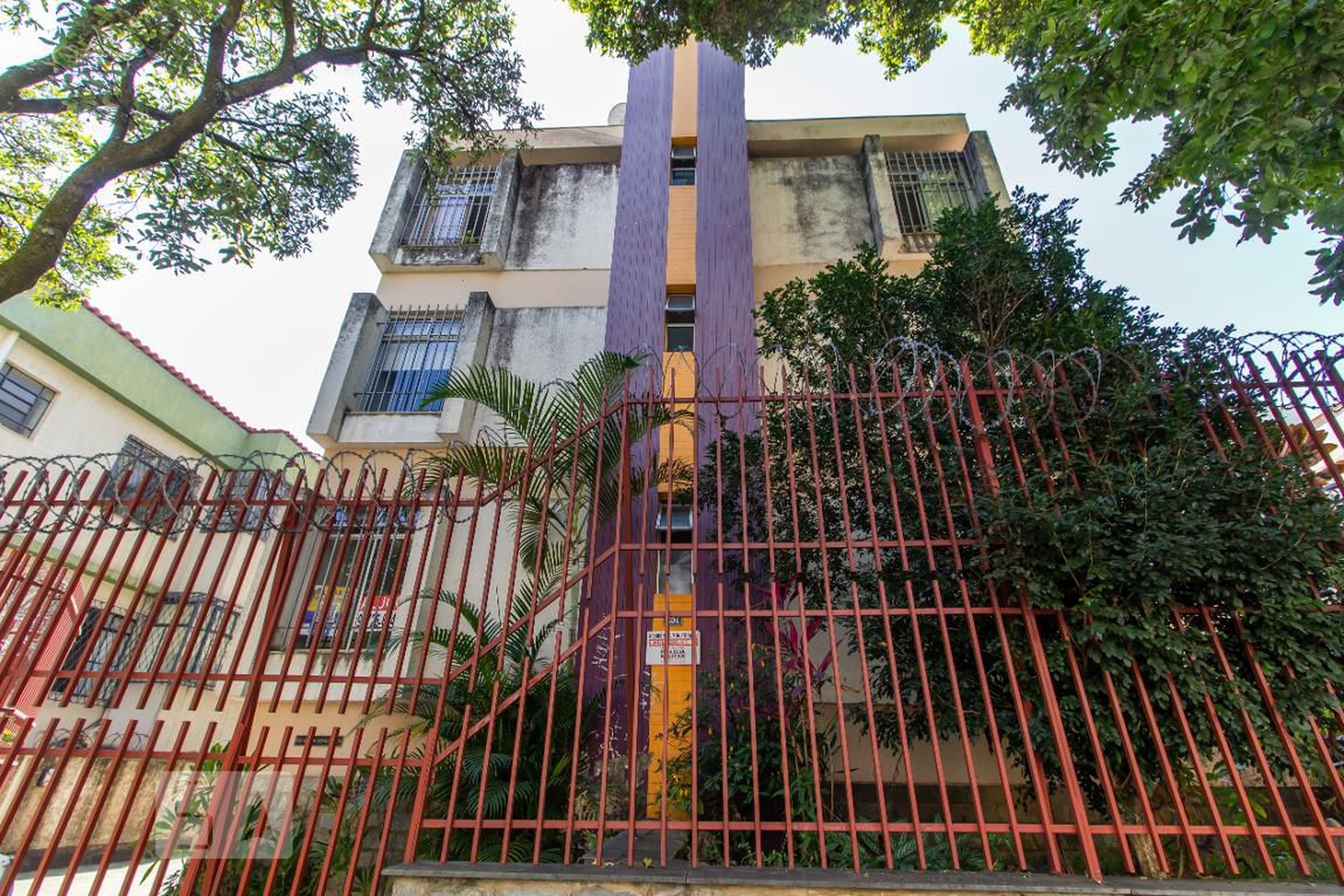Fachada Condomínio em Rua Monte Sião, 257
