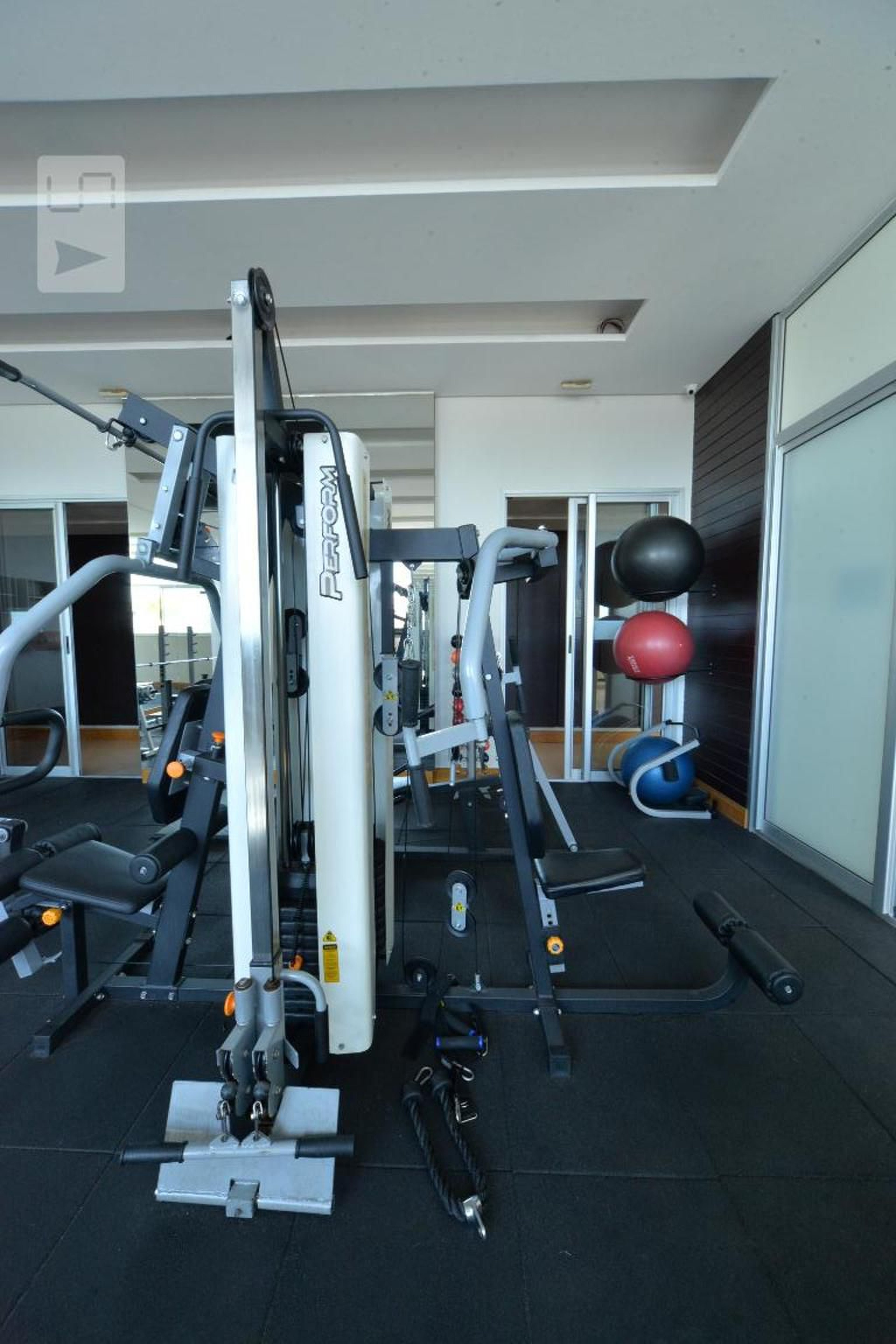 Academia - Due Capri