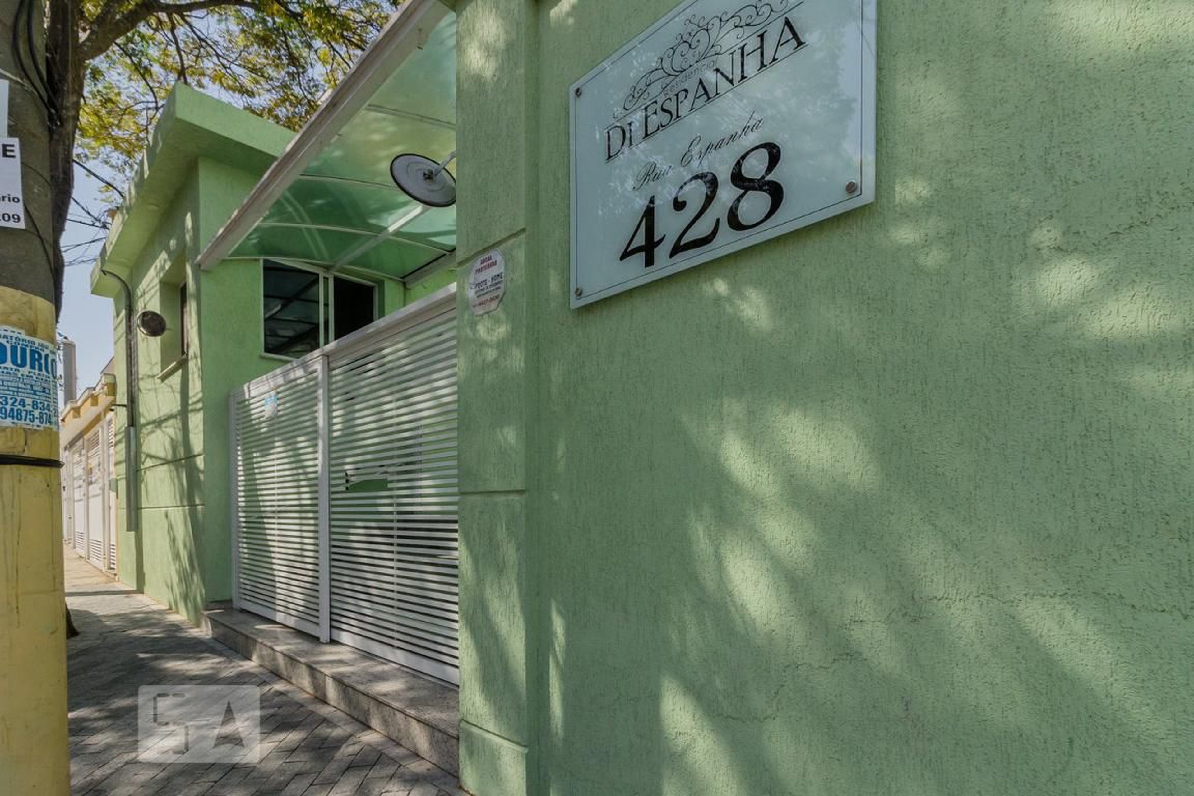 Fachada do Condomínio Edificio Di Espanha