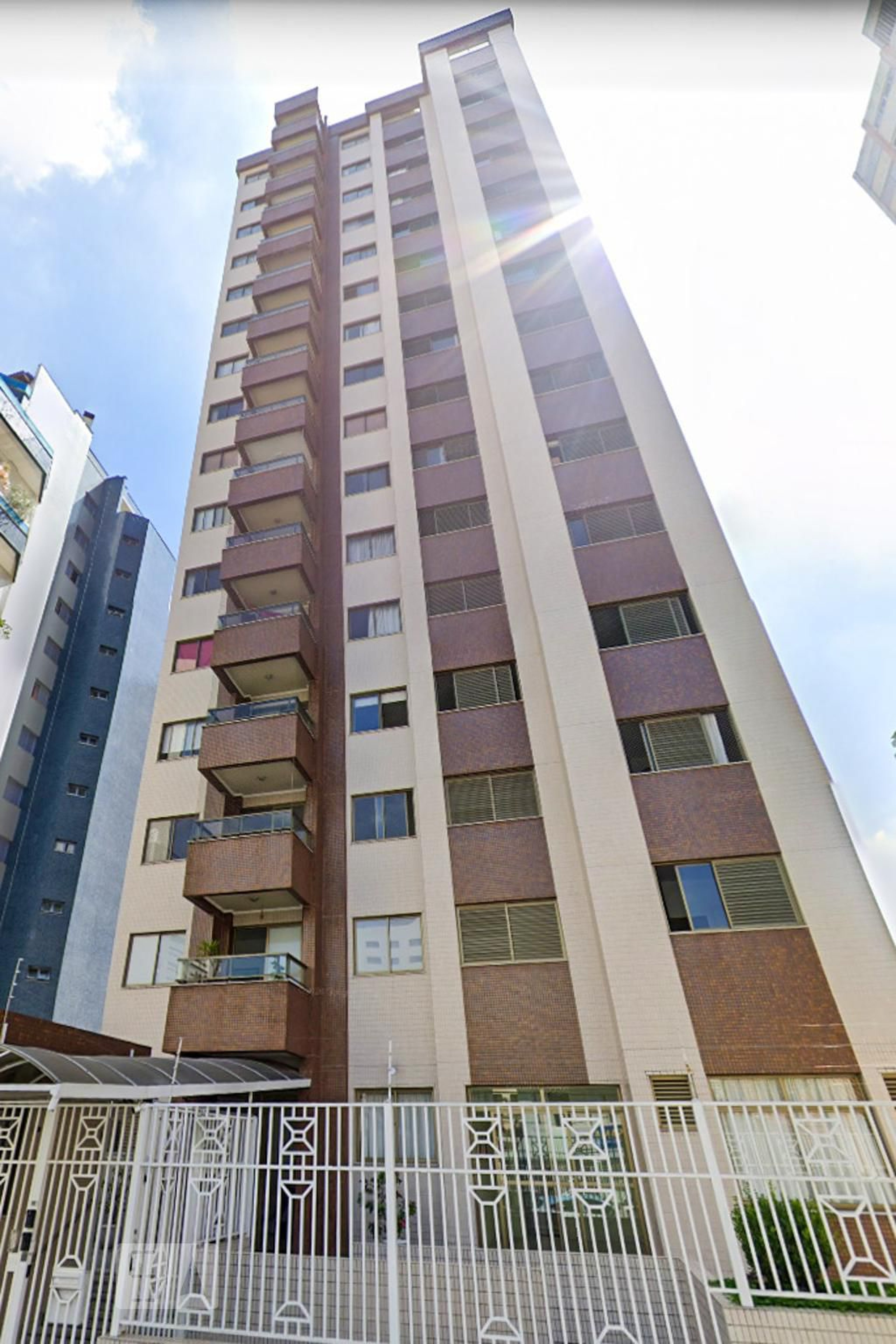 Fachada Condomínio Villa D'Aldeia