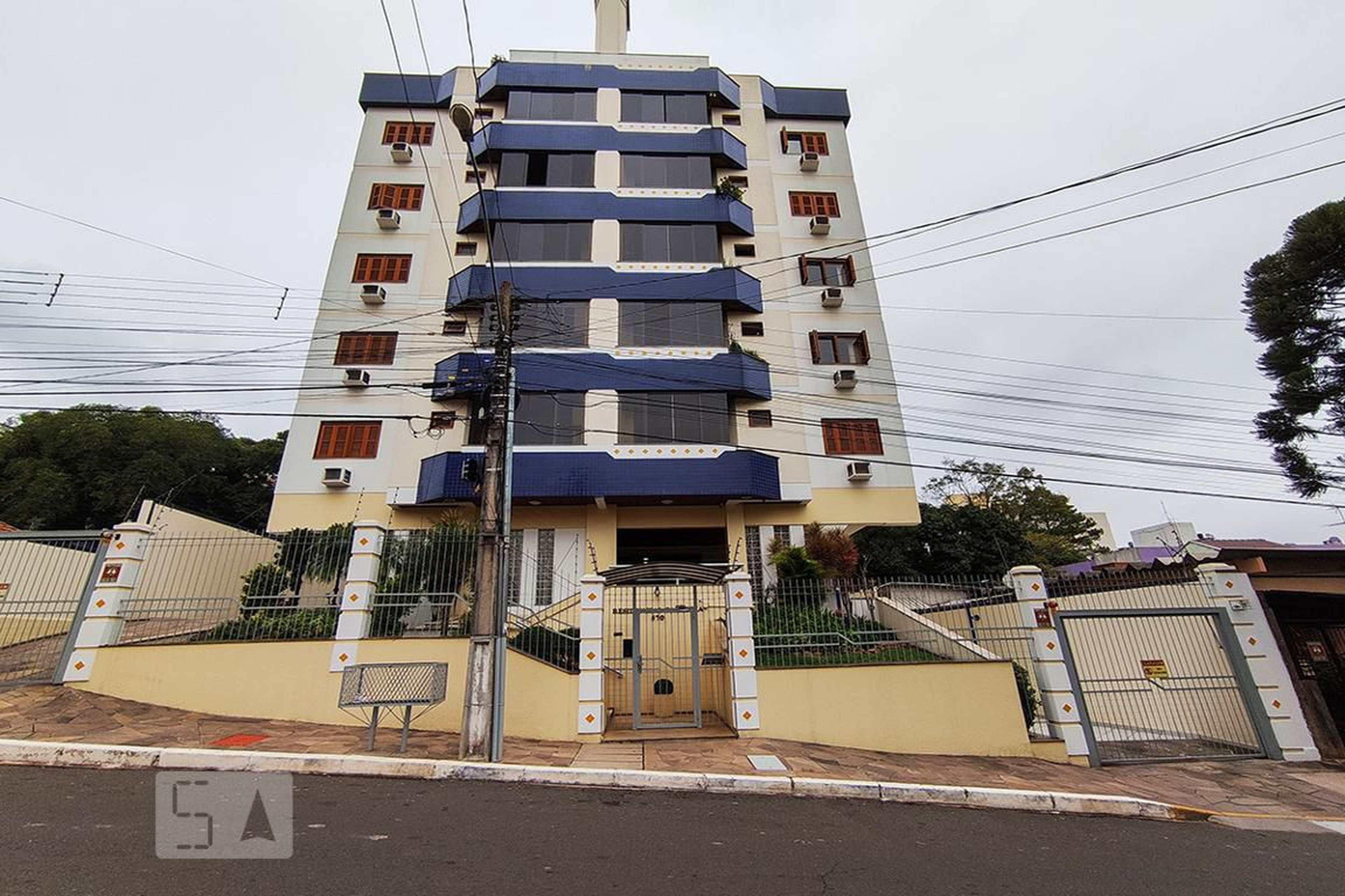 Fachada do Prédio Edifício Calabria