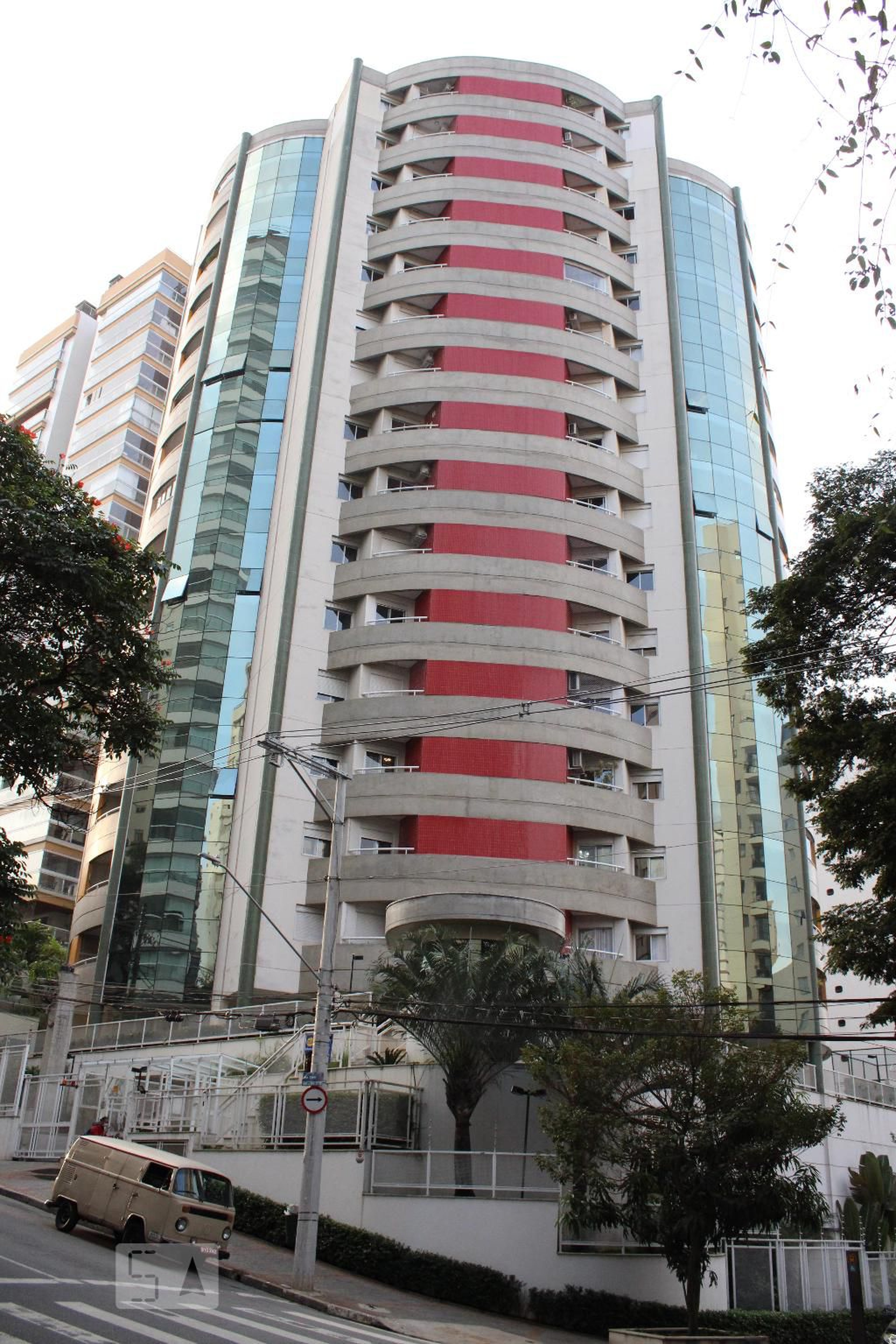 Fachada do prédio Condomínio Miró