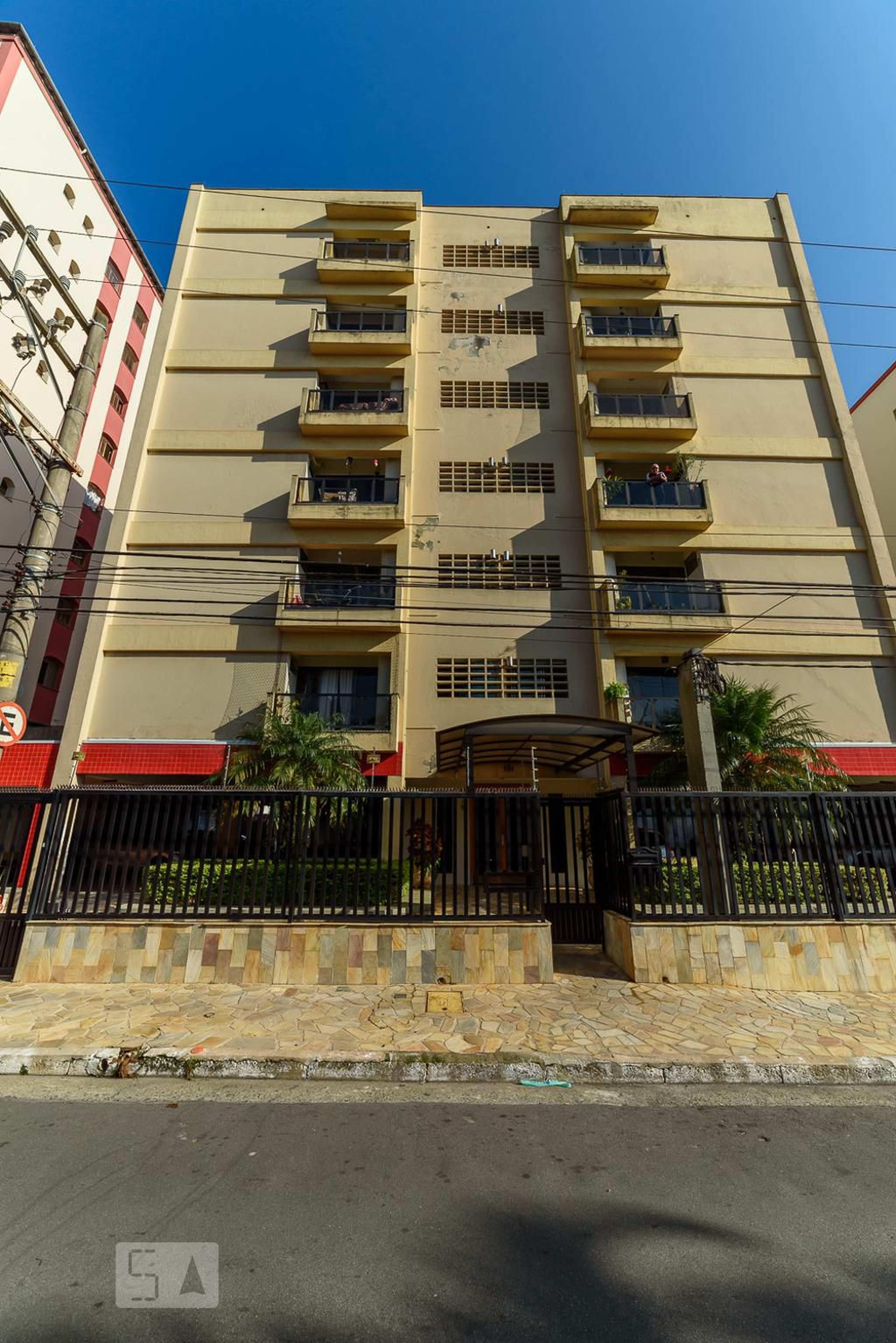 Fachada do Condomínio Edifício Papoula