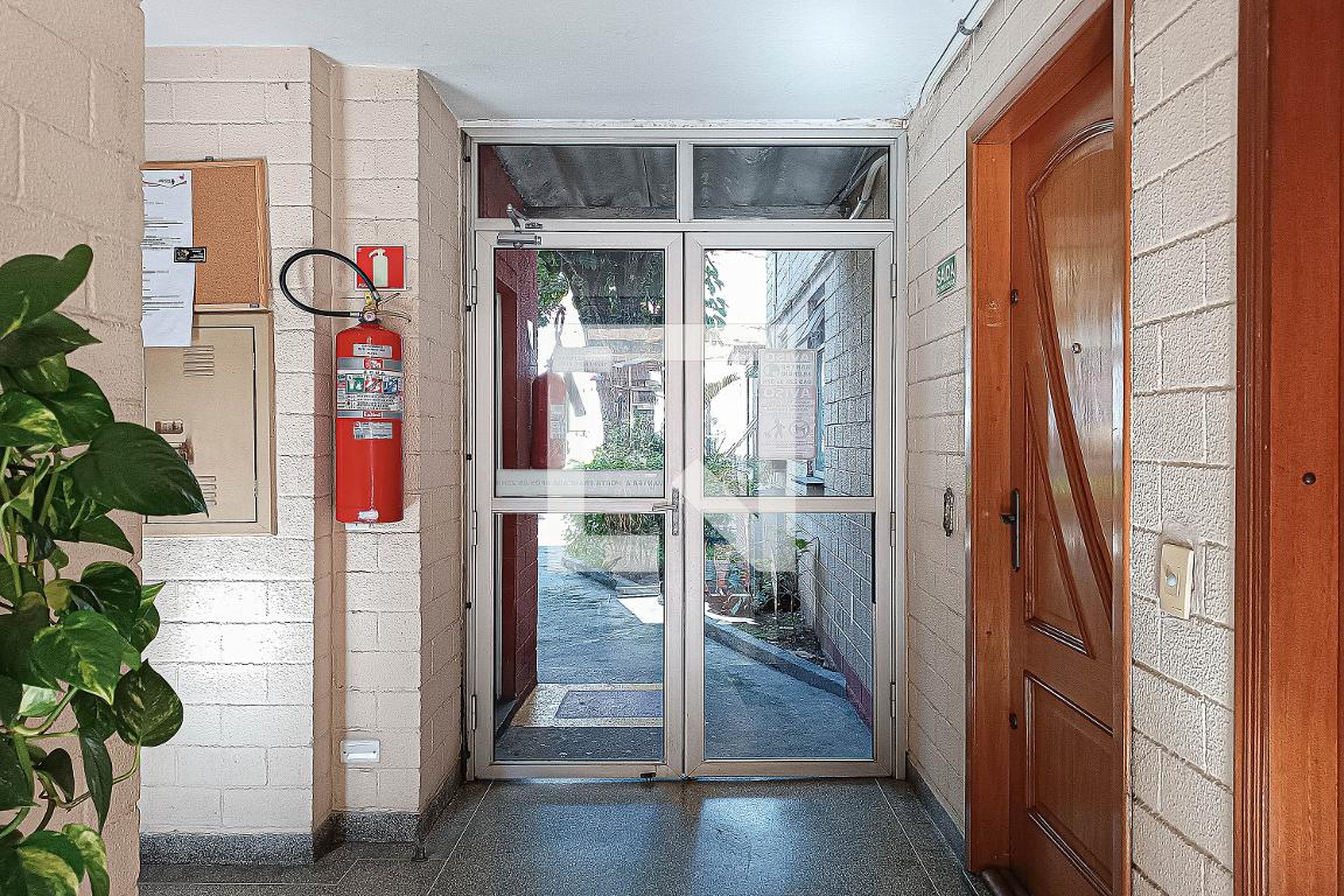 Hall de entrada - Jardim dos Alpes