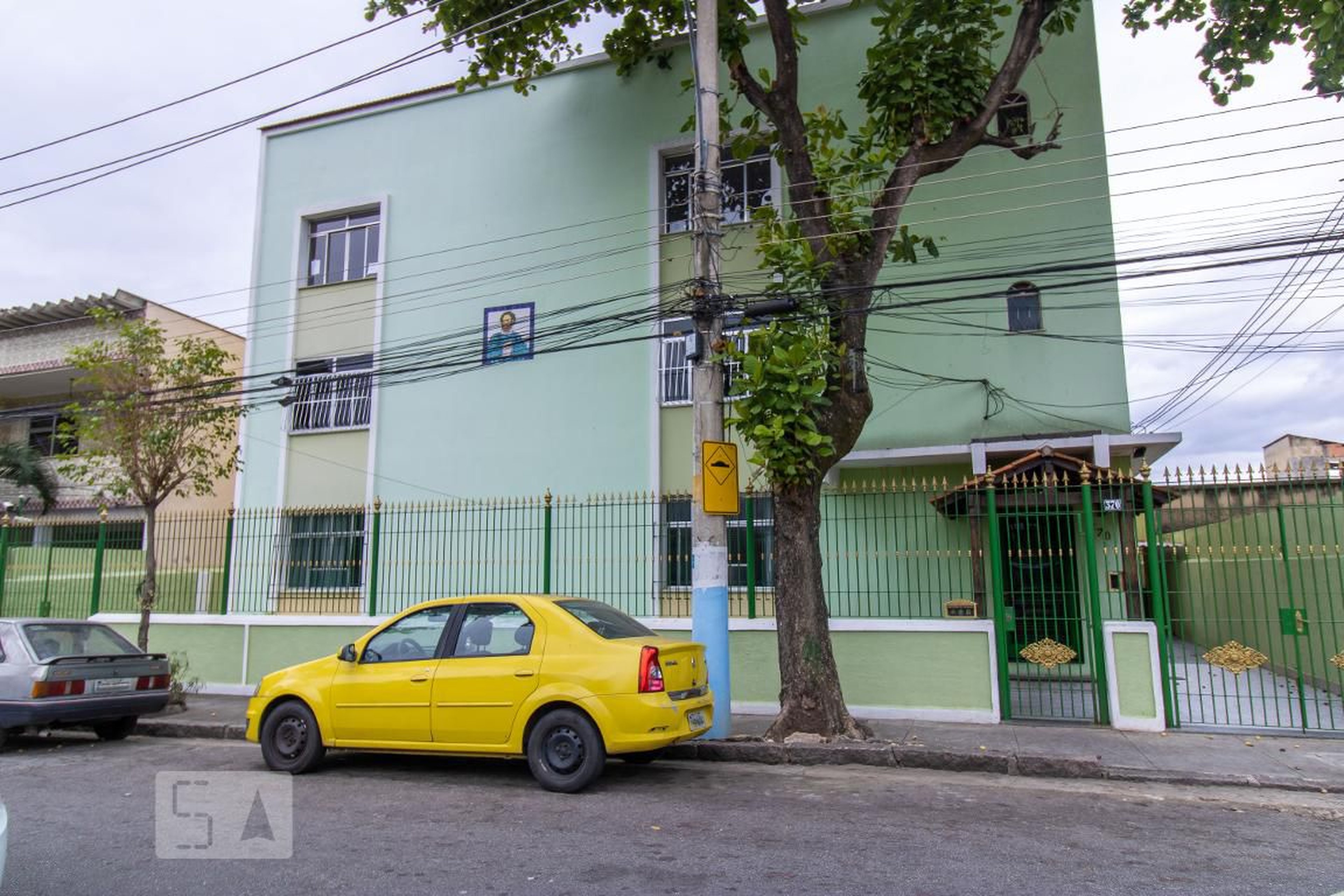 Fachada Condomínio em Avenida Camões, 370