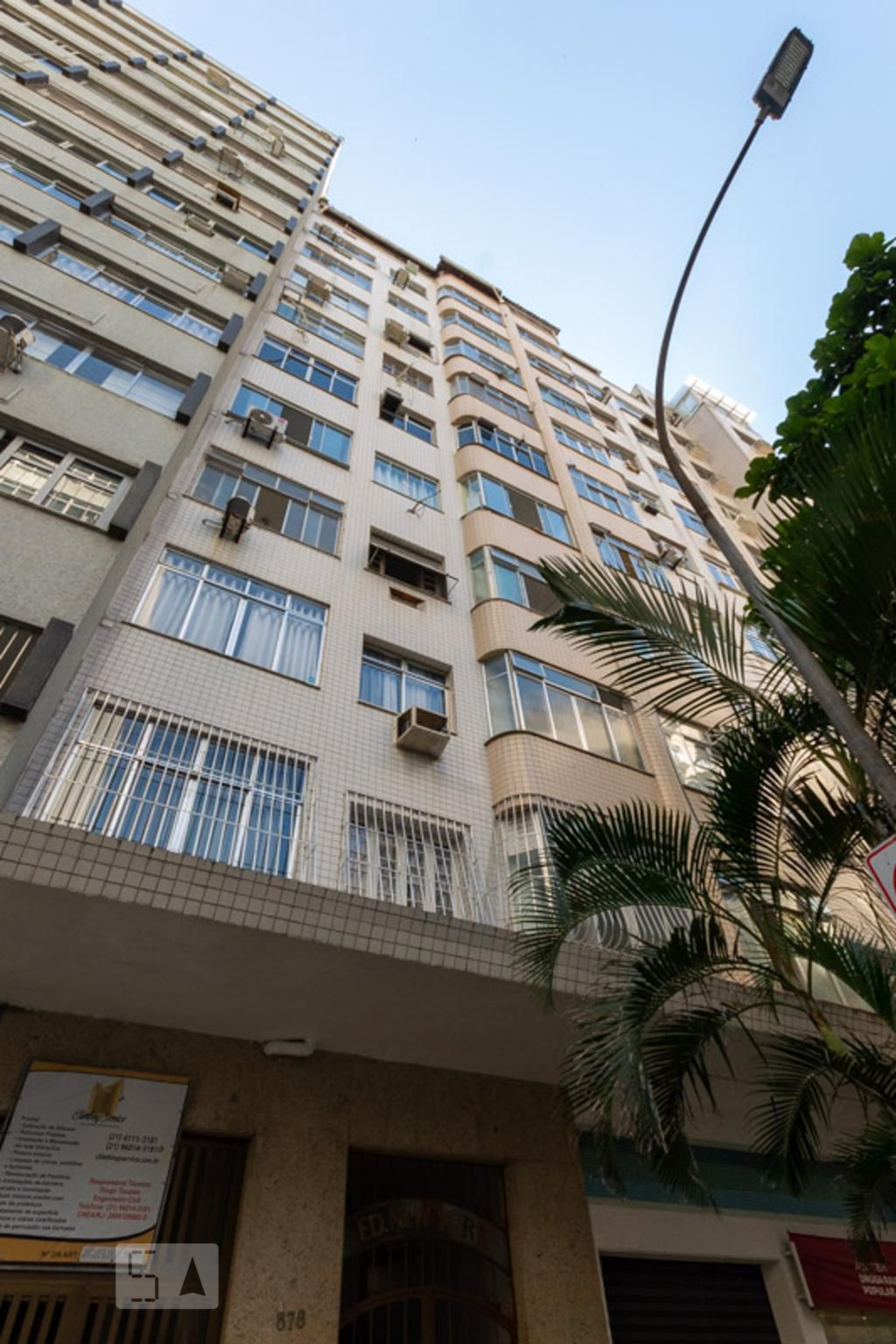 Fachada Condomínio em Rua Gustavo Sampaio, 756