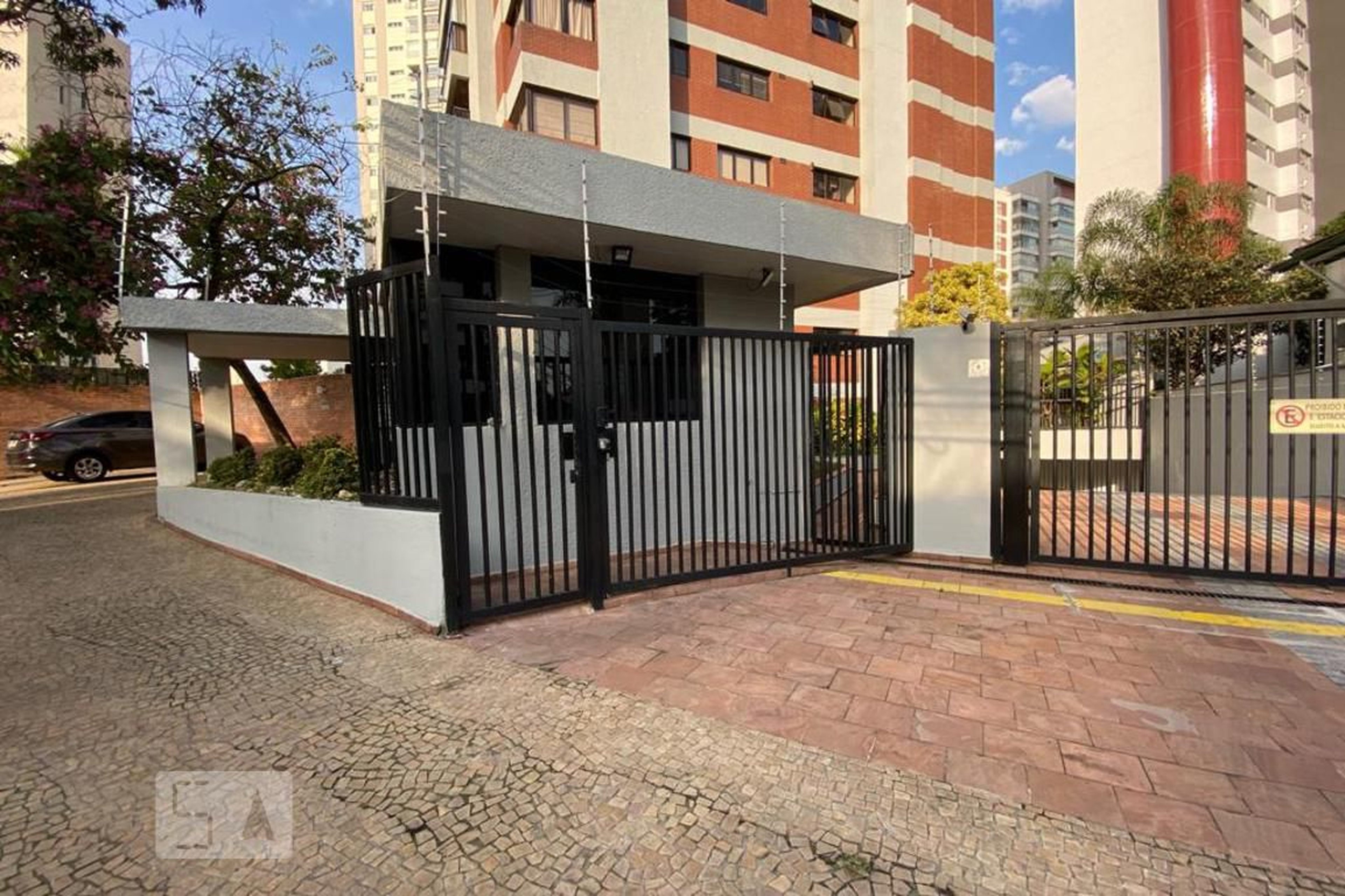 Entrada - Pallazo Torino