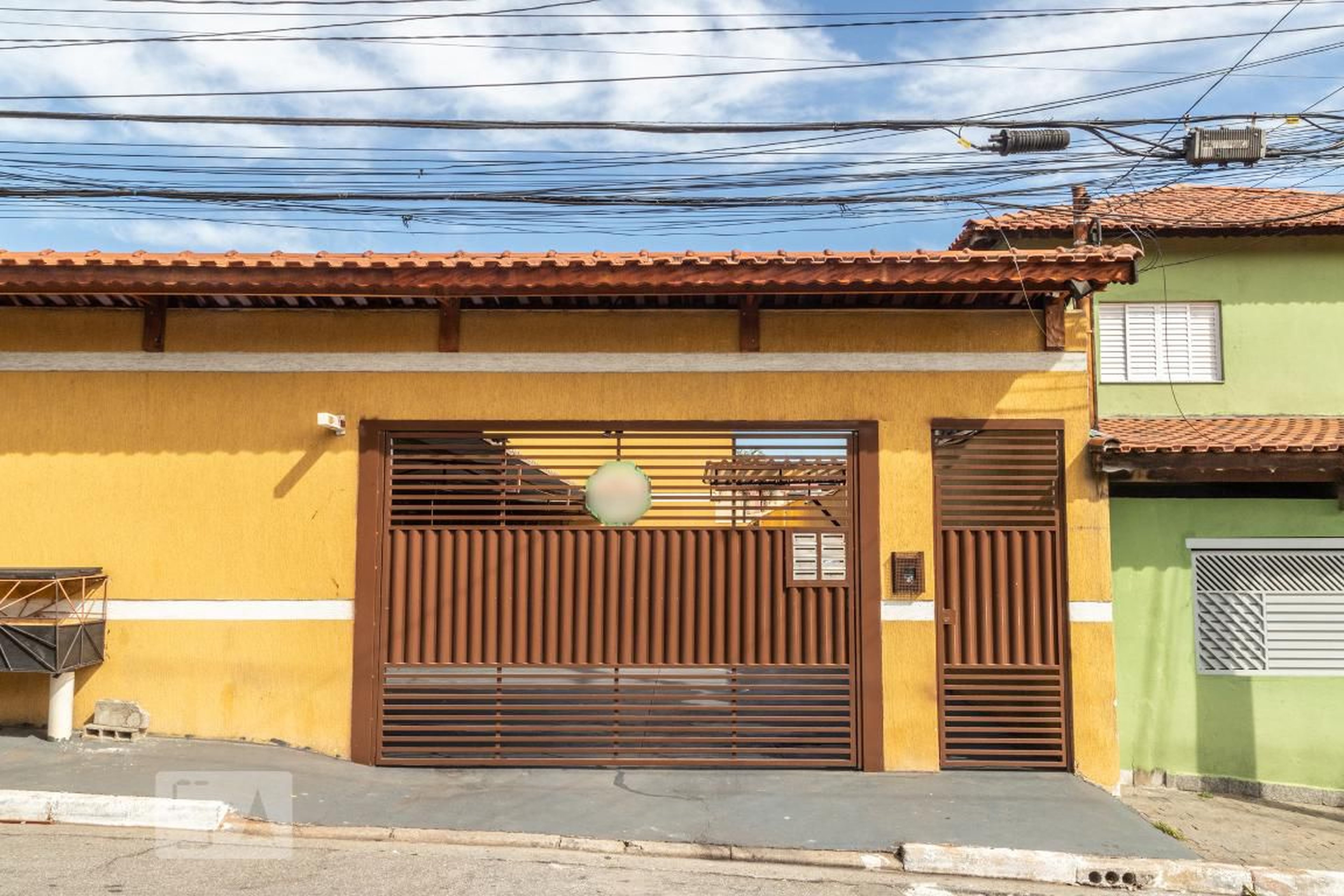 Fachada Condomínio em Rua Jiparaná, 439