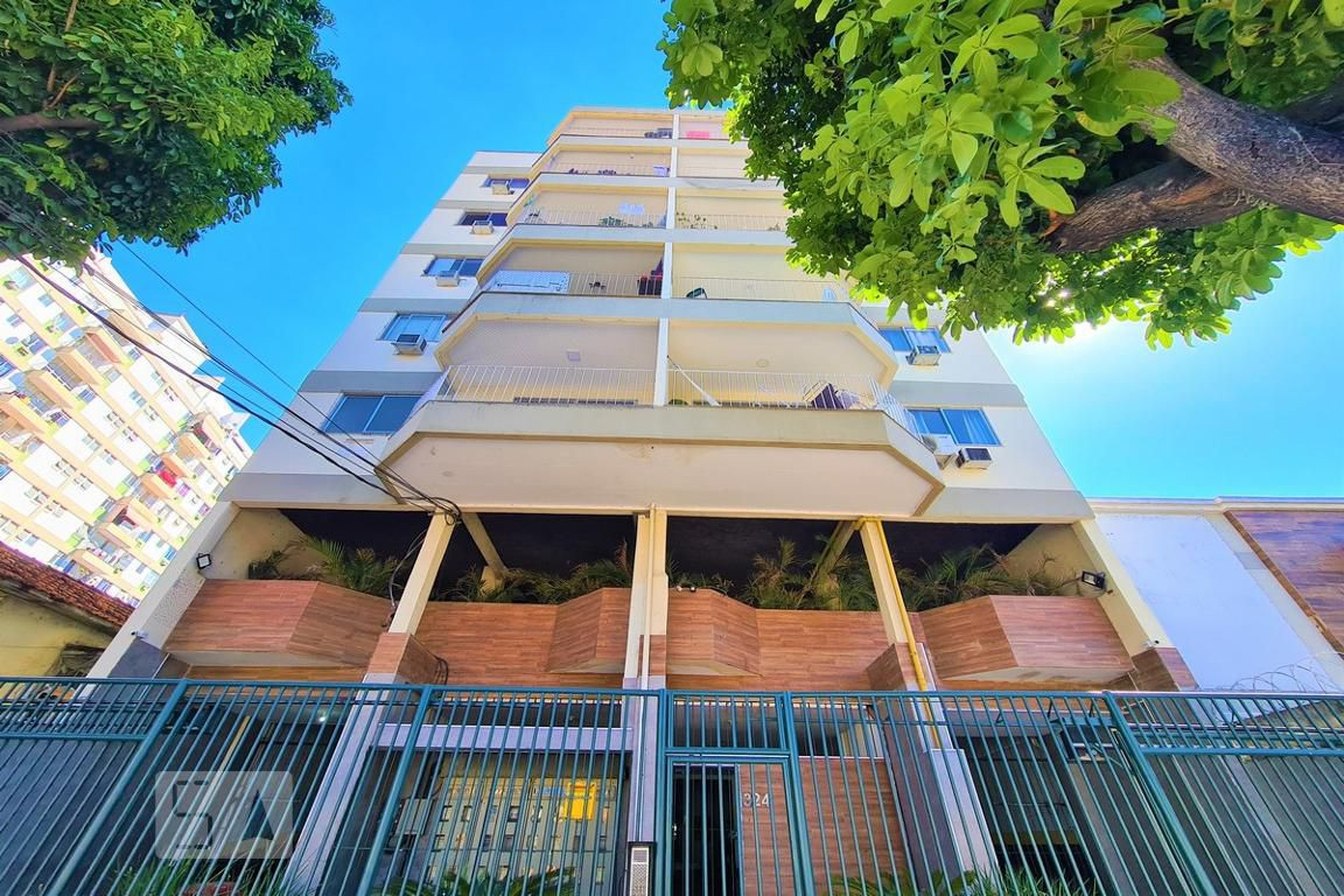 Fachada Condomínio em Rua Dois de Fevereiro, 324