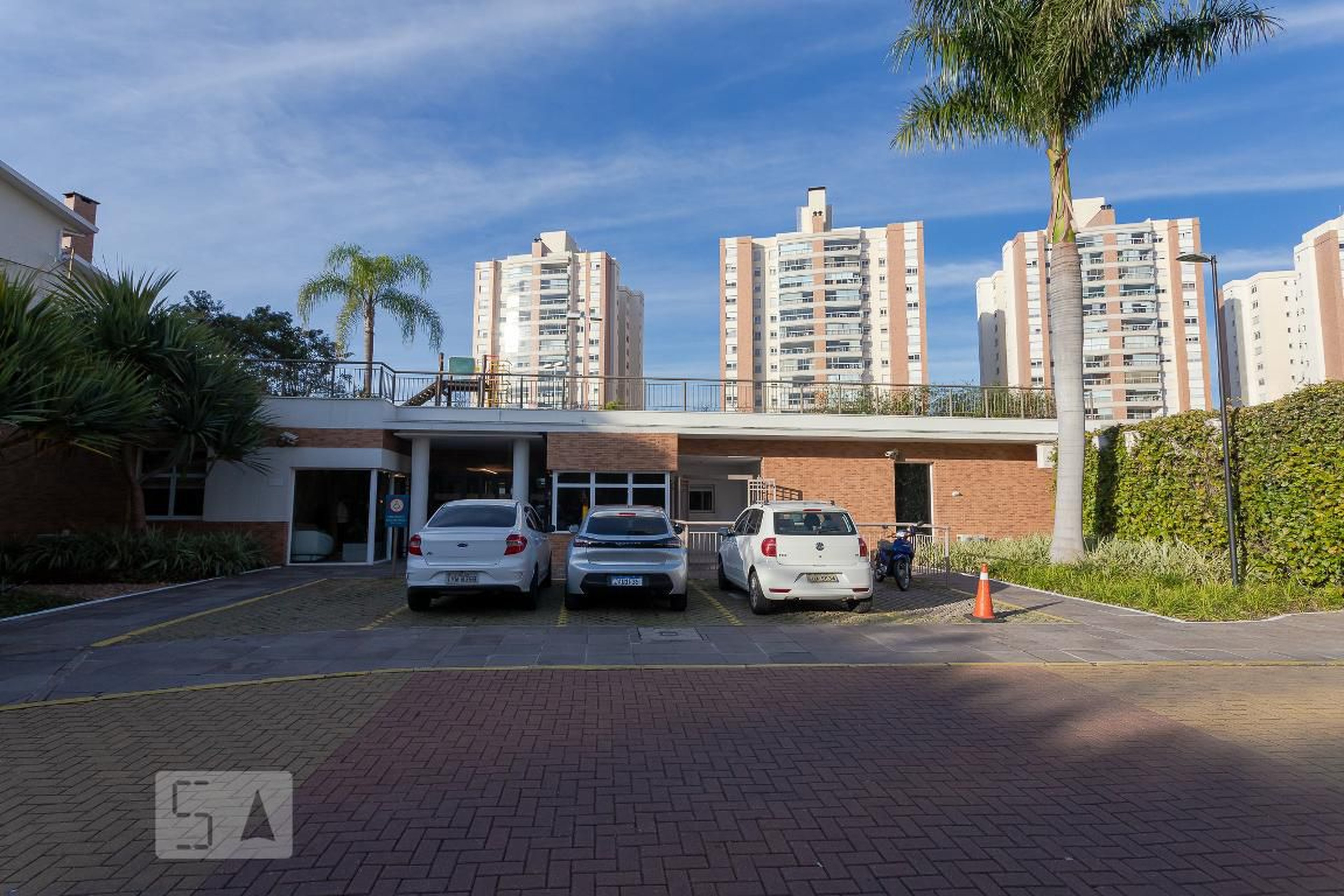 Fachada do Condomínio Condomínio em Rua Nicola Mathias Falci, 151