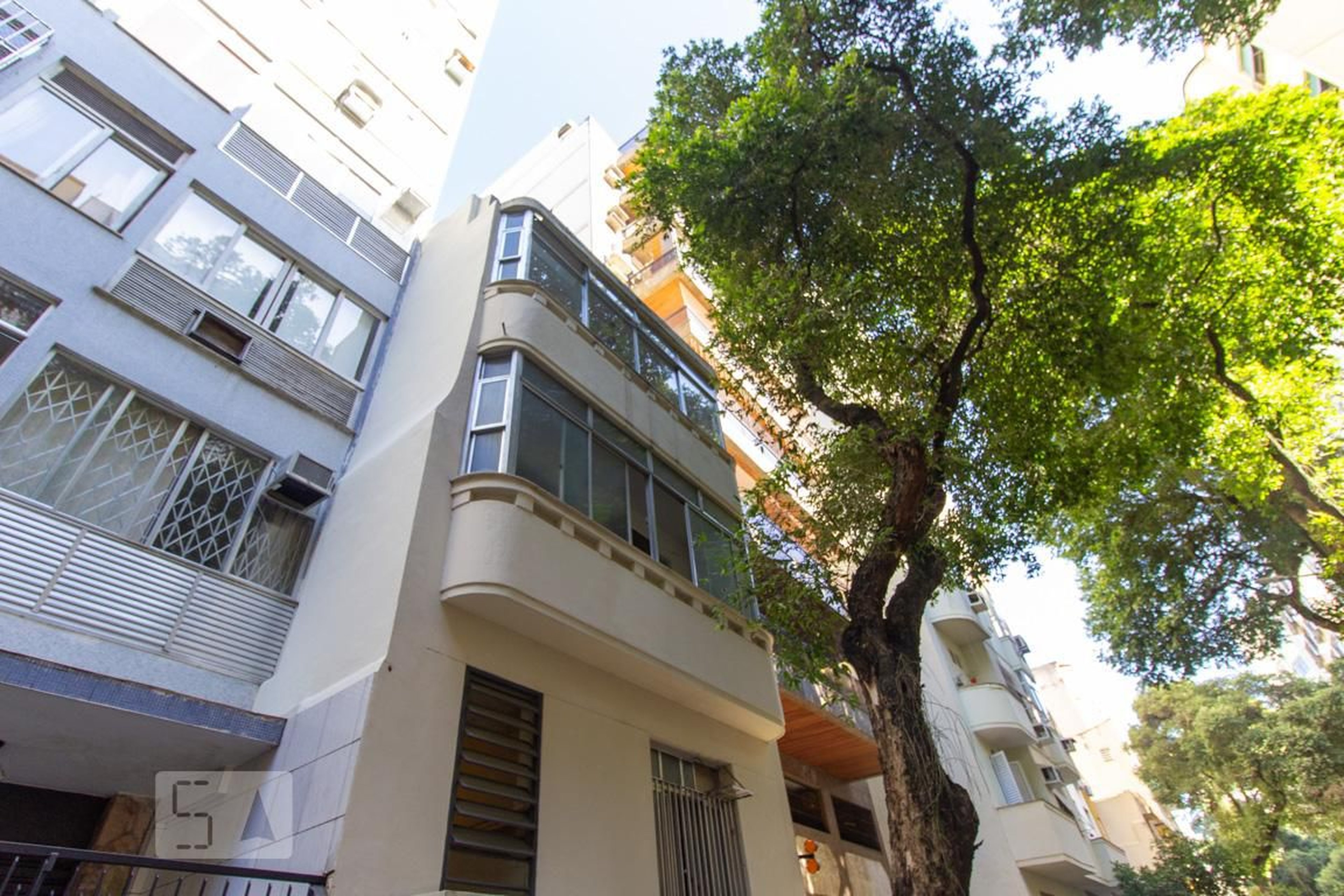 Fachada Edificio Rovil