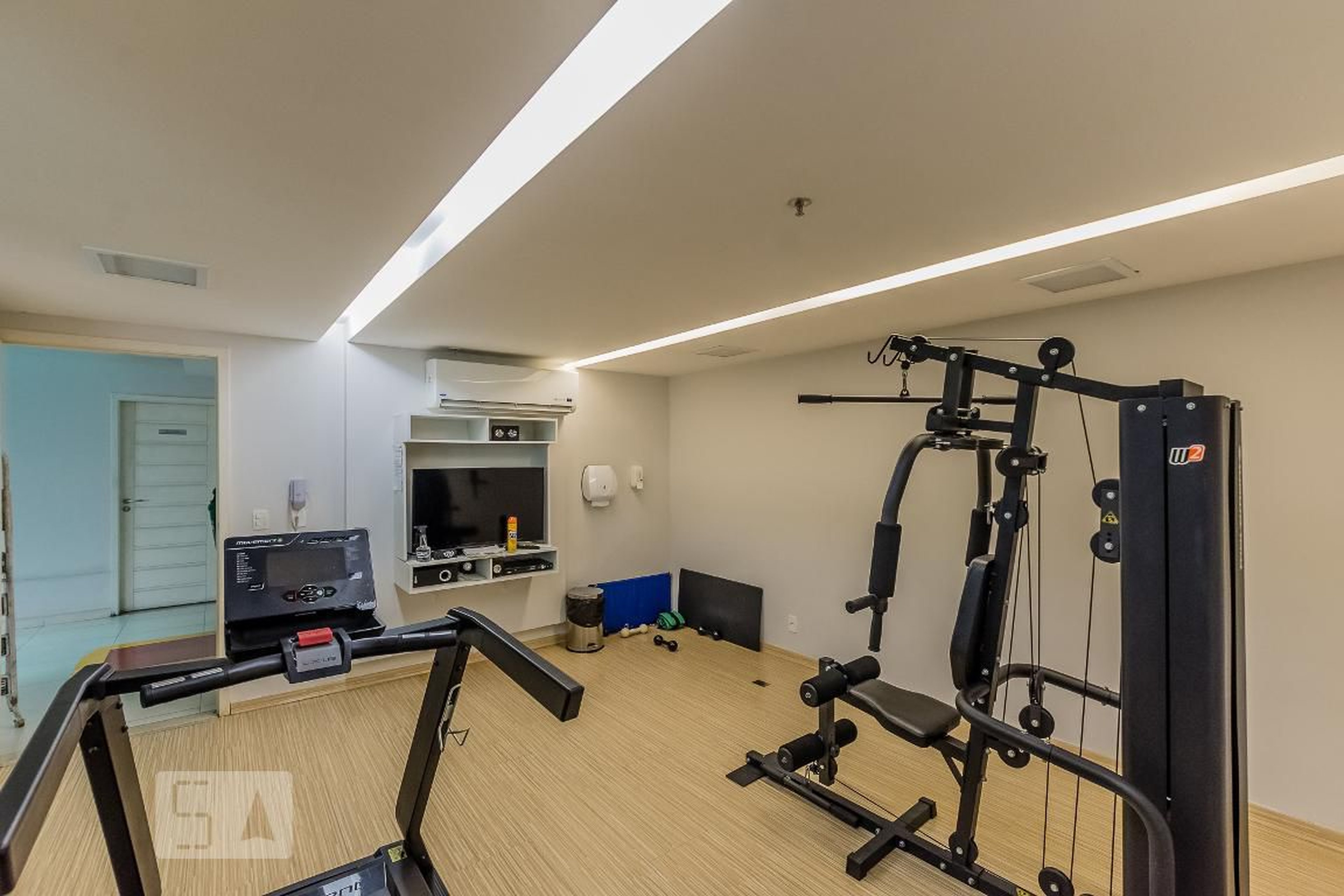 Academia - Seleto Residence