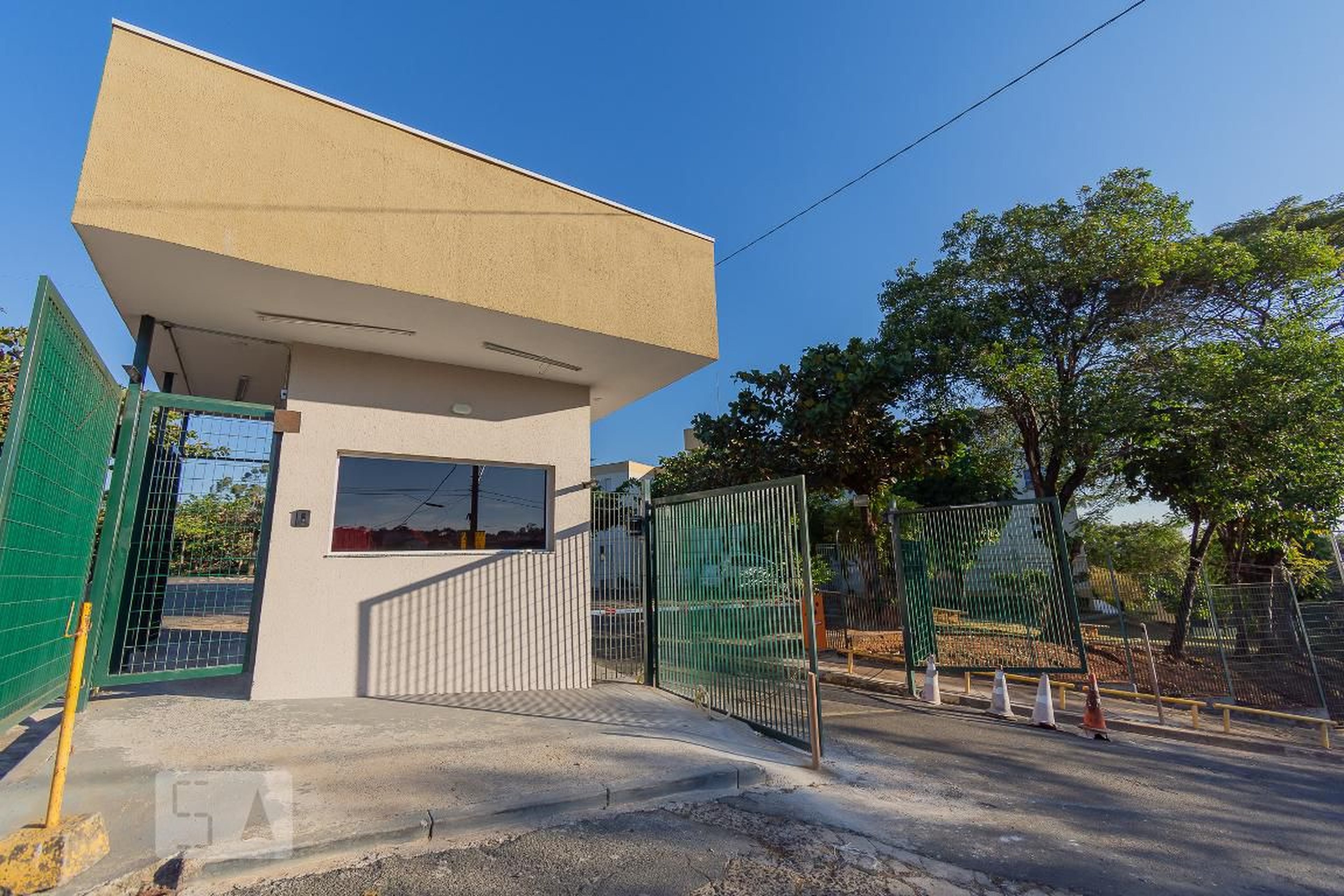 Fachada do Condomínio Condomínio em Rua Pedro Antônio Dias, 867