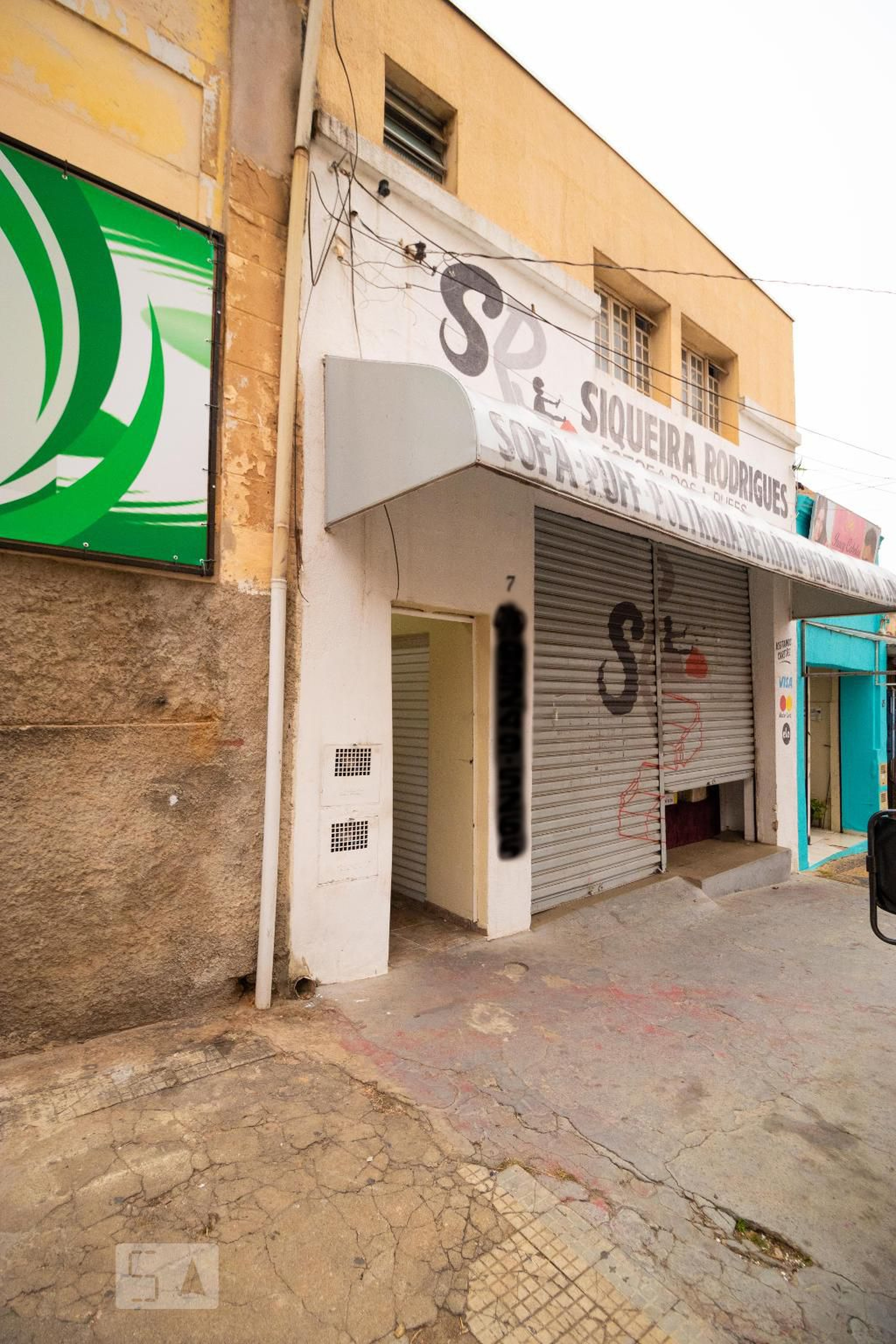 Fachada Condomínio em Rua Silveira Lopes, 7