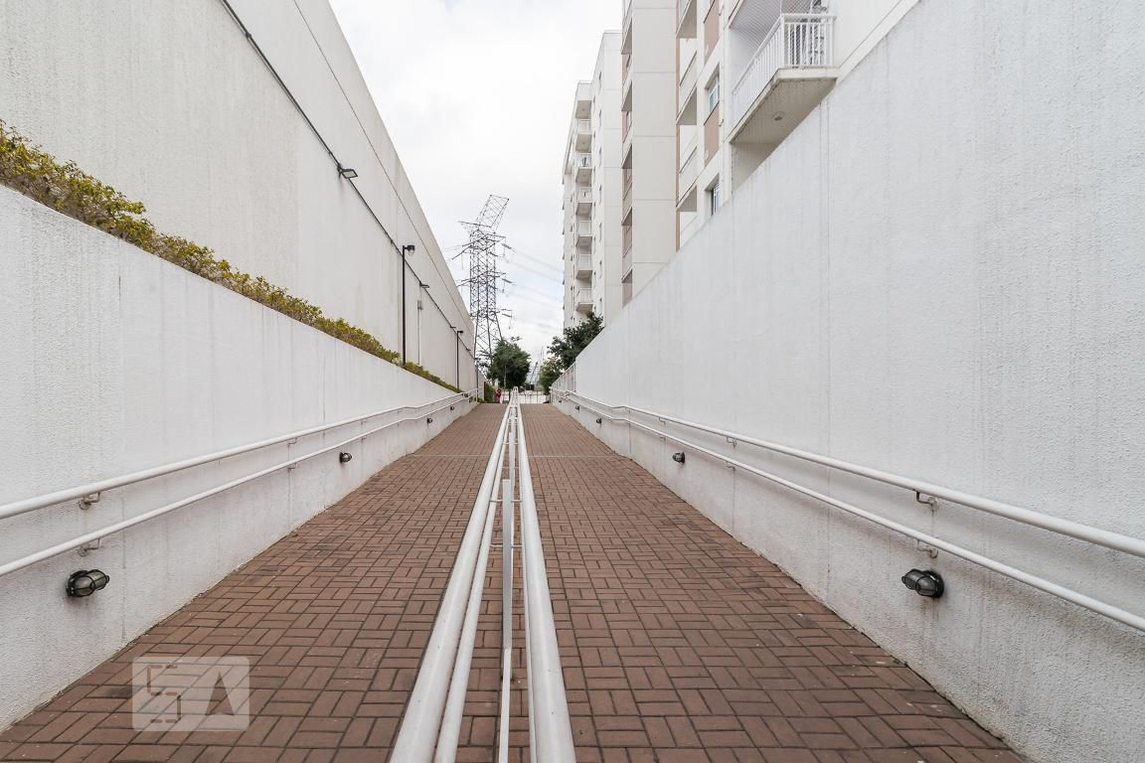 Entrada - Flores do Carmo