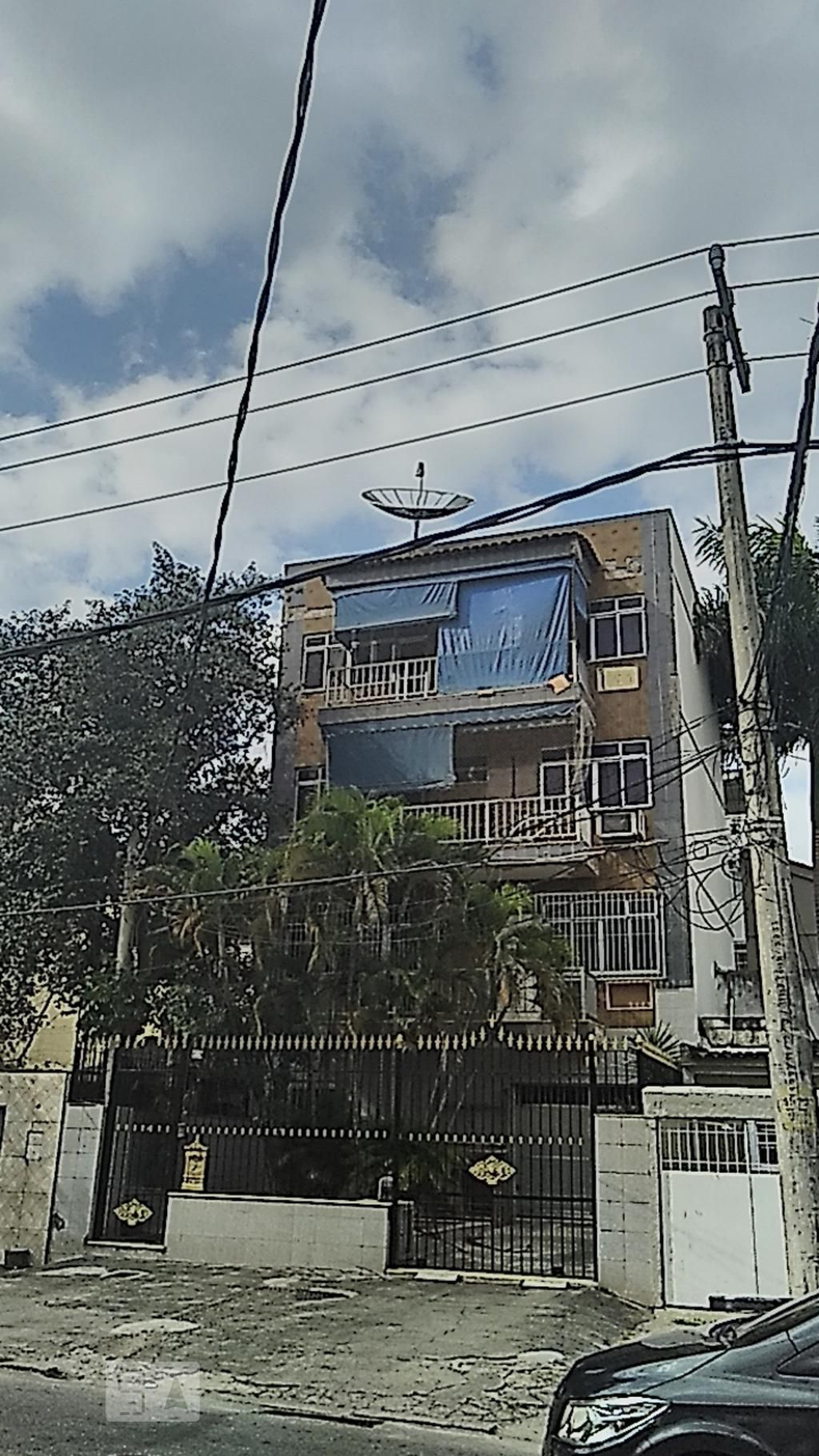 Fachada do Prédio Condomínio em Rua Tessália, 307