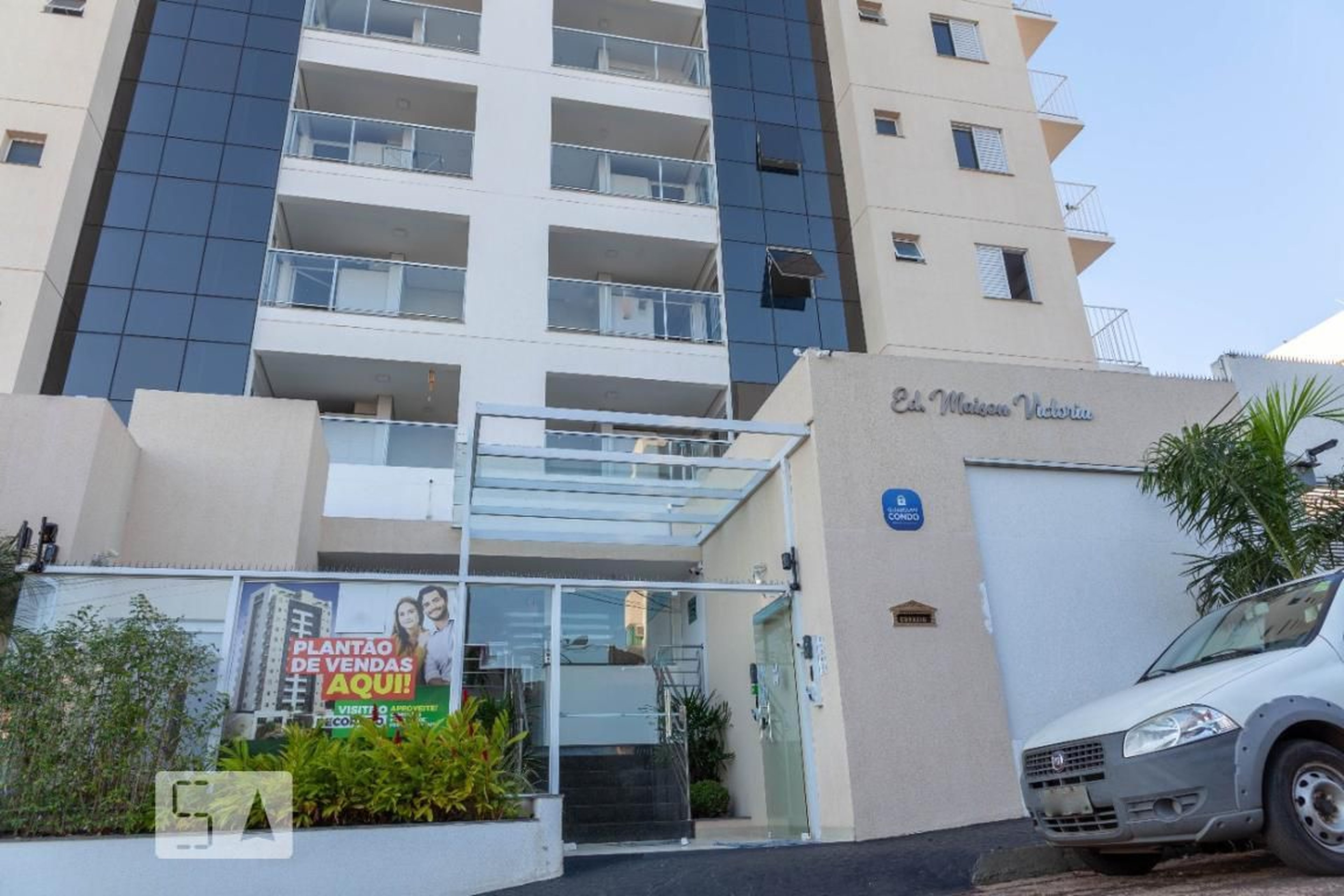 Fachada Condomínio em Rua Glória, 58