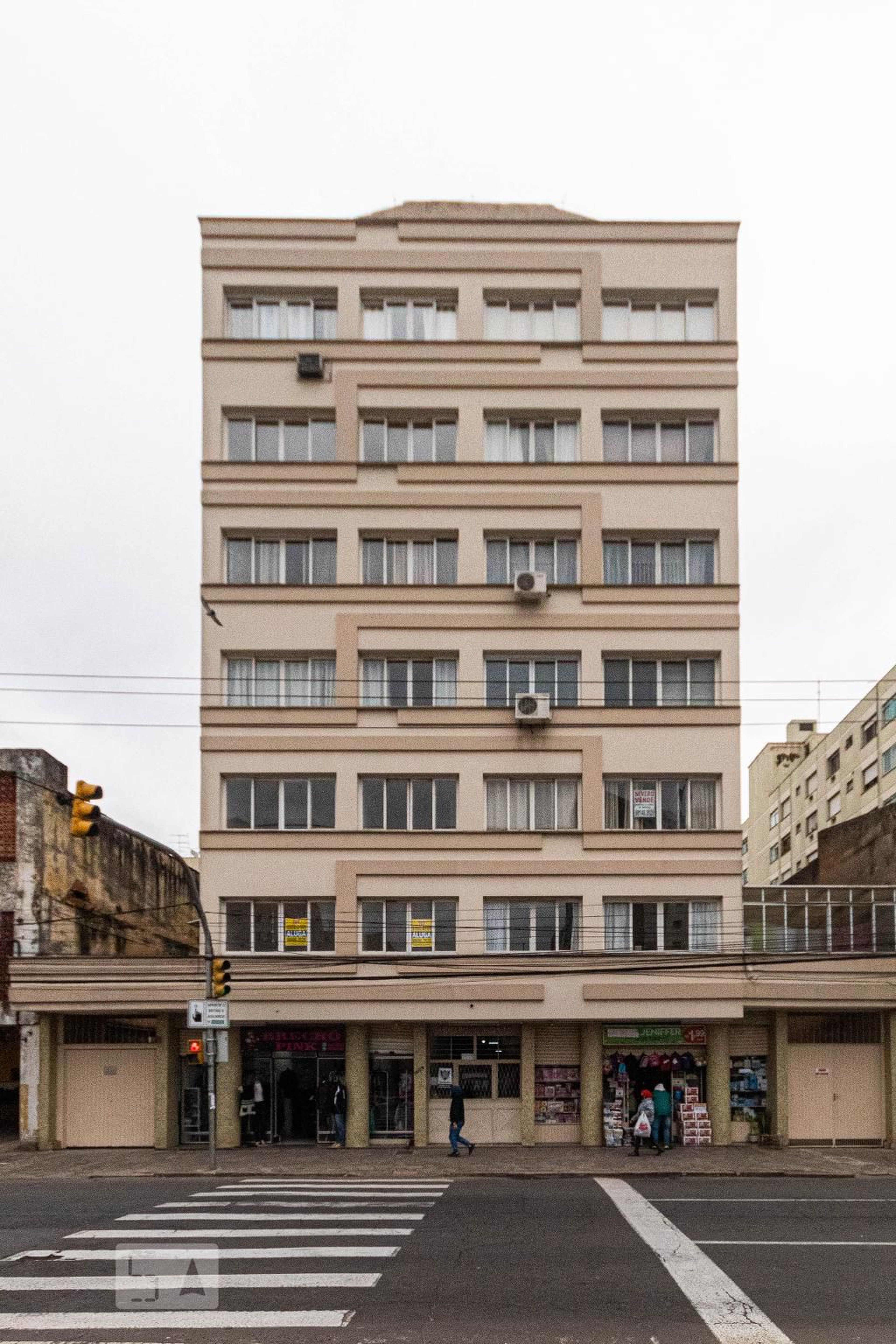 Fachada do Condomínio Edifício Henrique Petersen