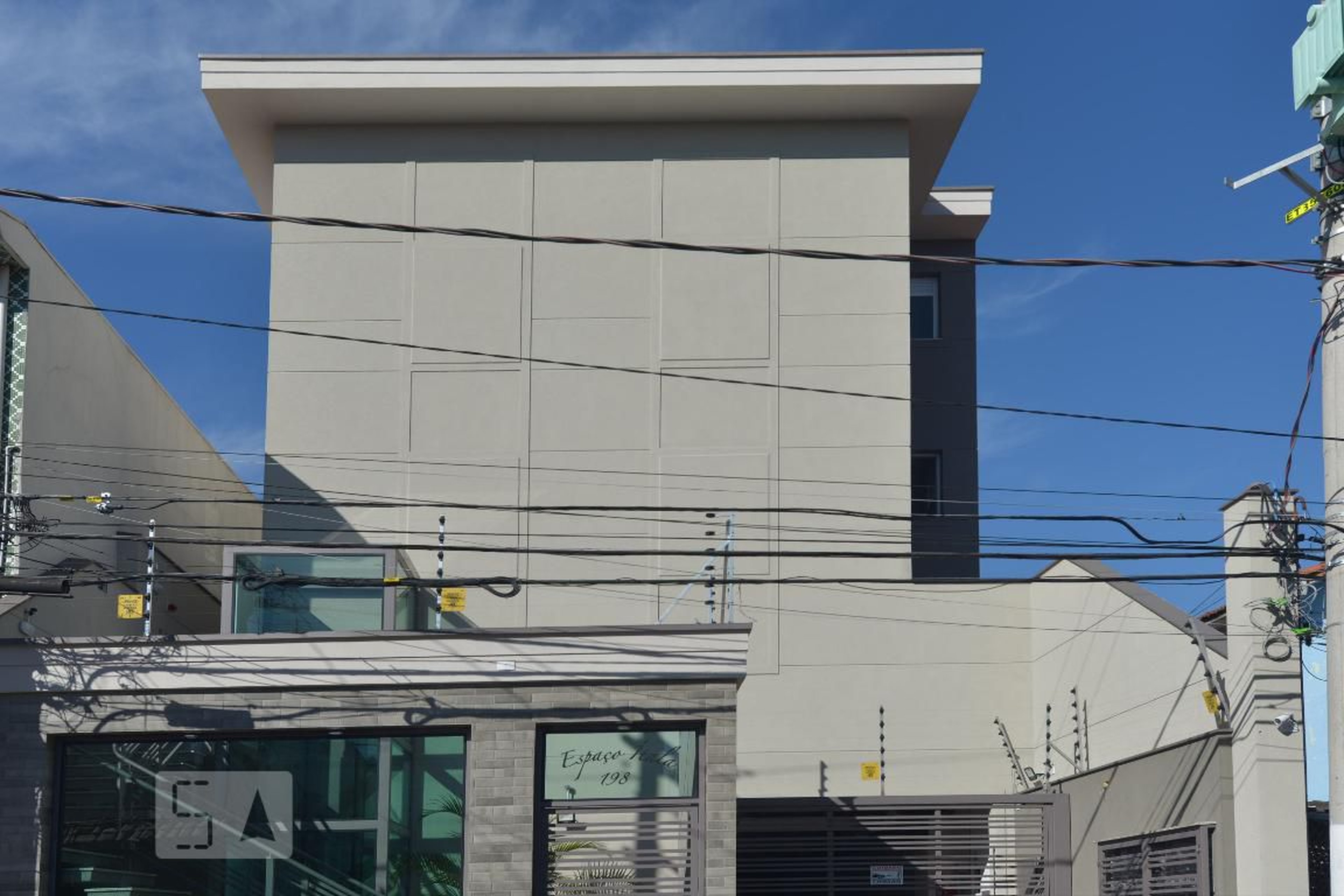 Fachada Condomínio em Rua Ítala, 198
