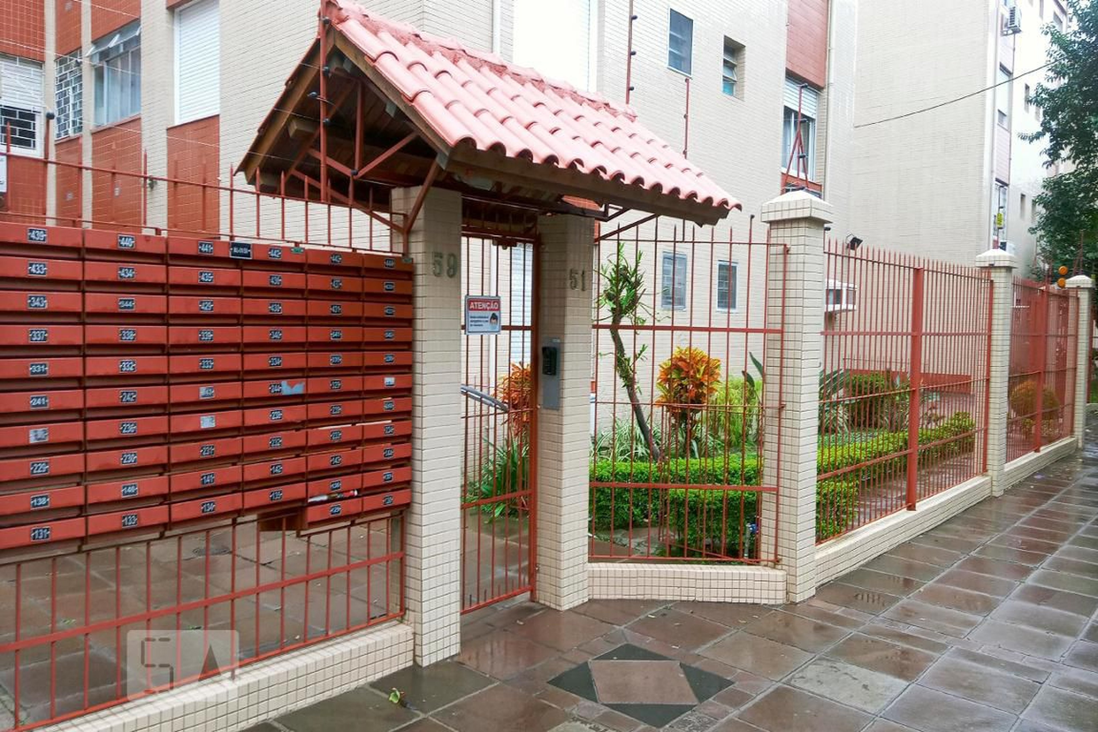 Fachada do Condomínio Condomínio em Rua João Cândido, n° 59