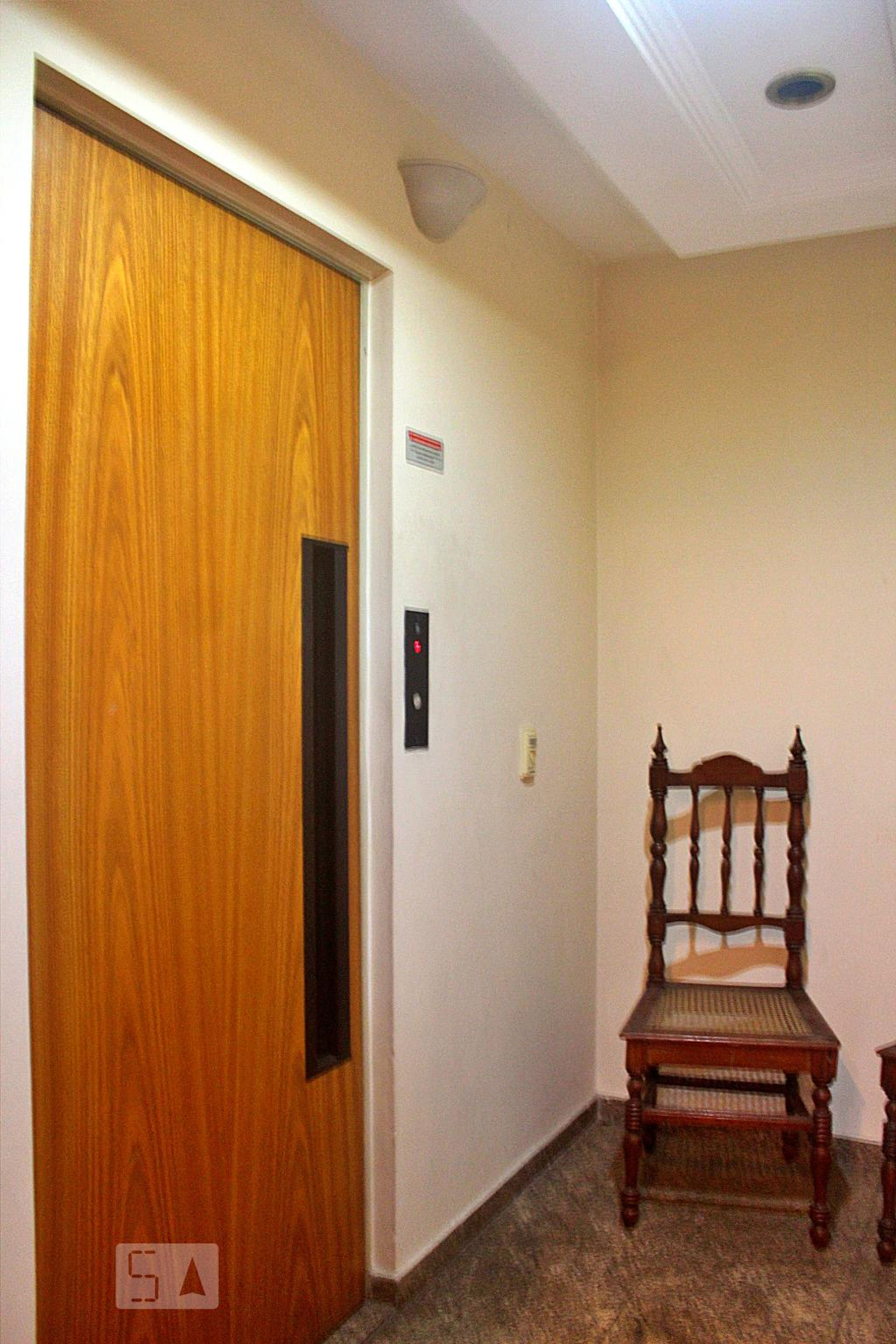Hall Social - Alpinus