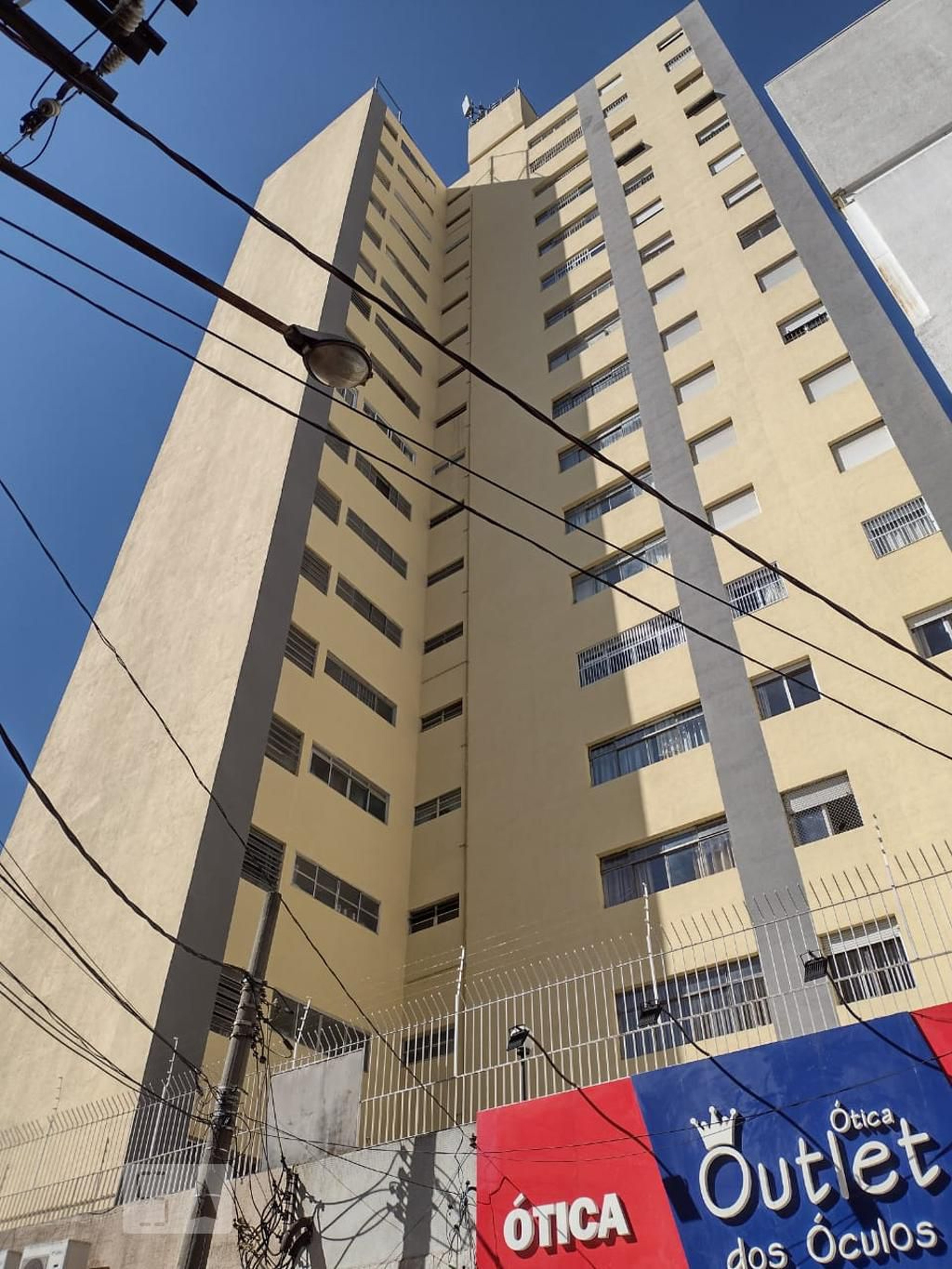 Fachada do Prédio Condomínio em Rua João Crudo, 27