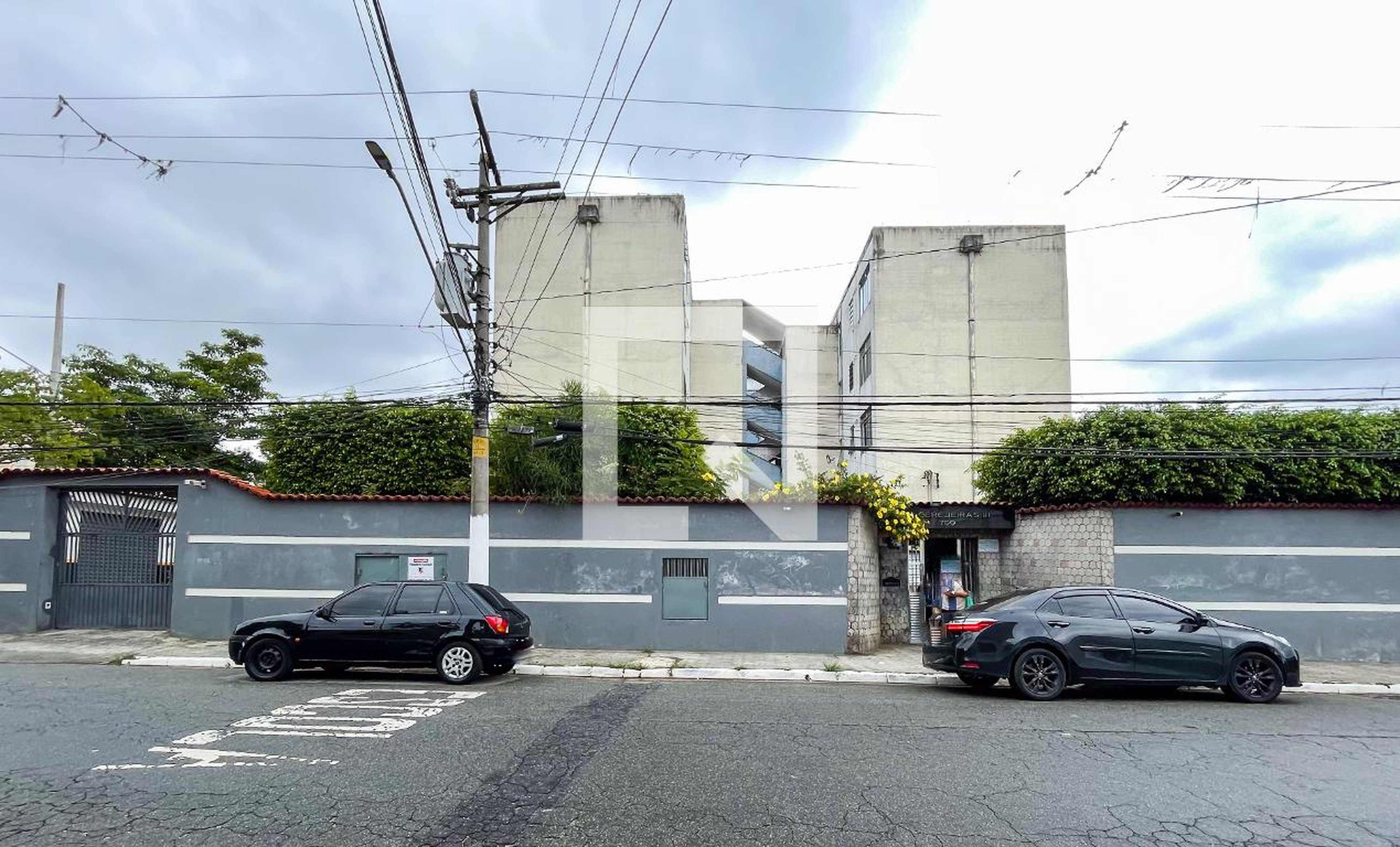 Fachada do Condomínio Condomínio Cerejeiras