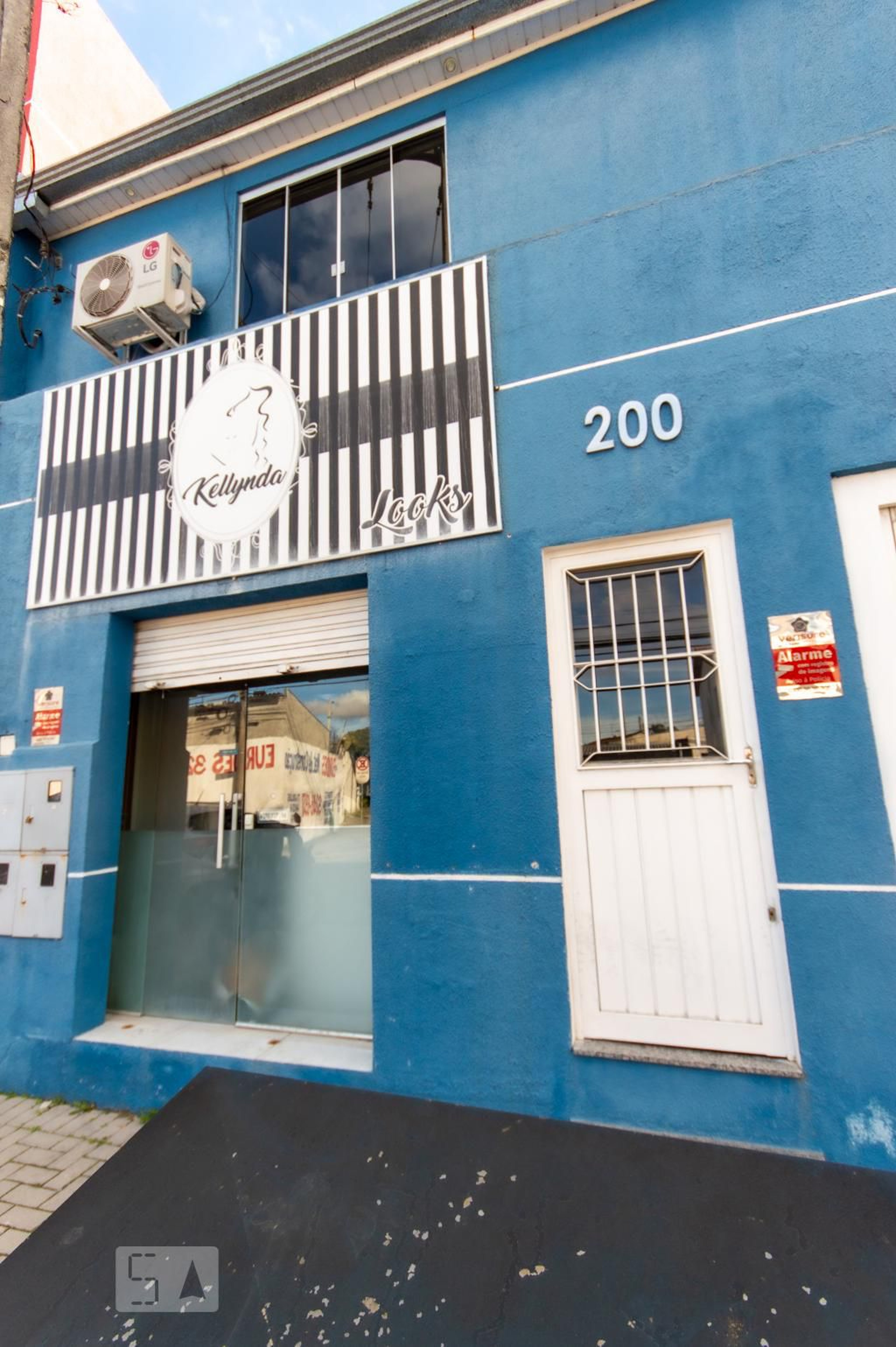 Fachada Condomínio em Rua João Surian, 210