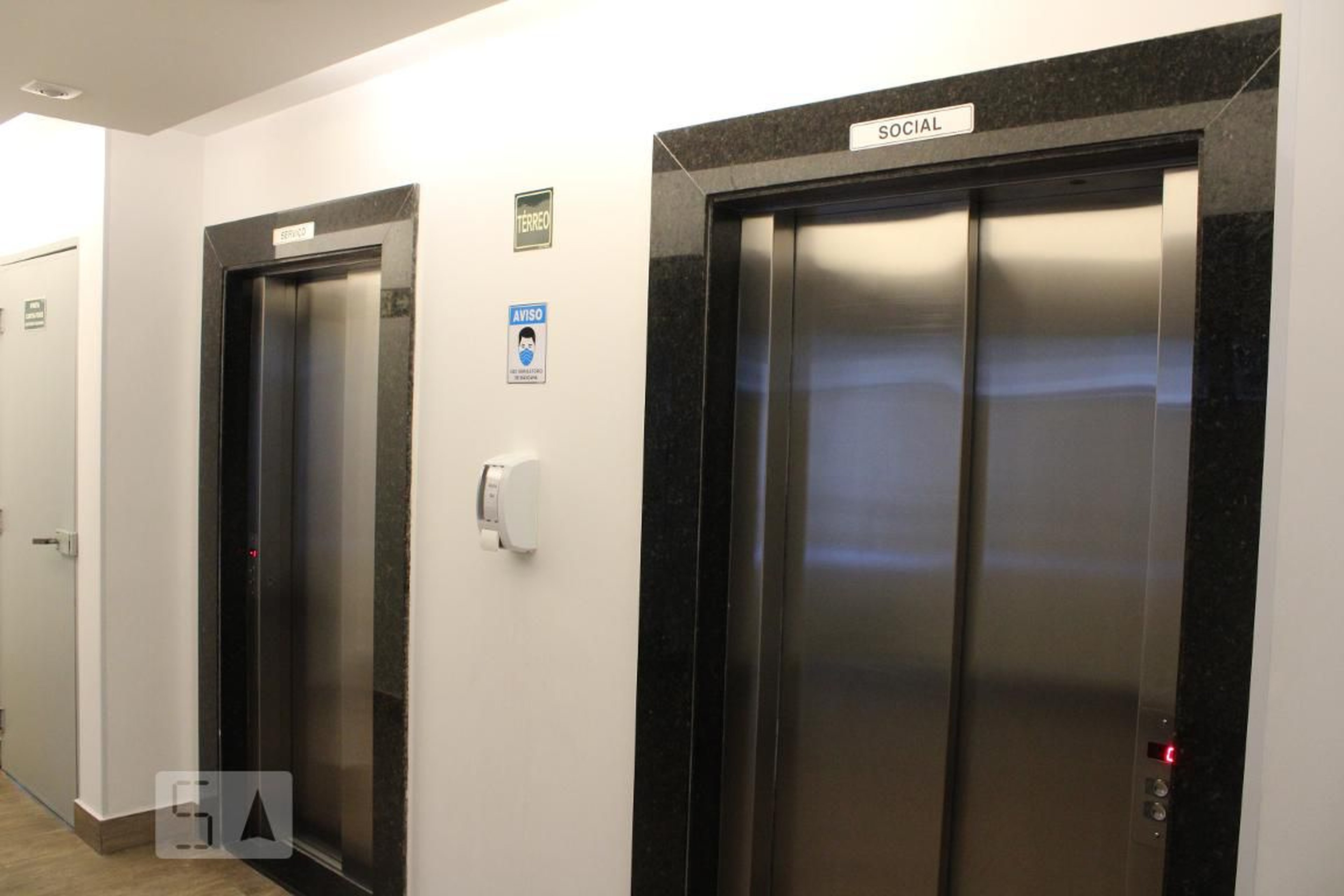 Hall - Imperial Residence