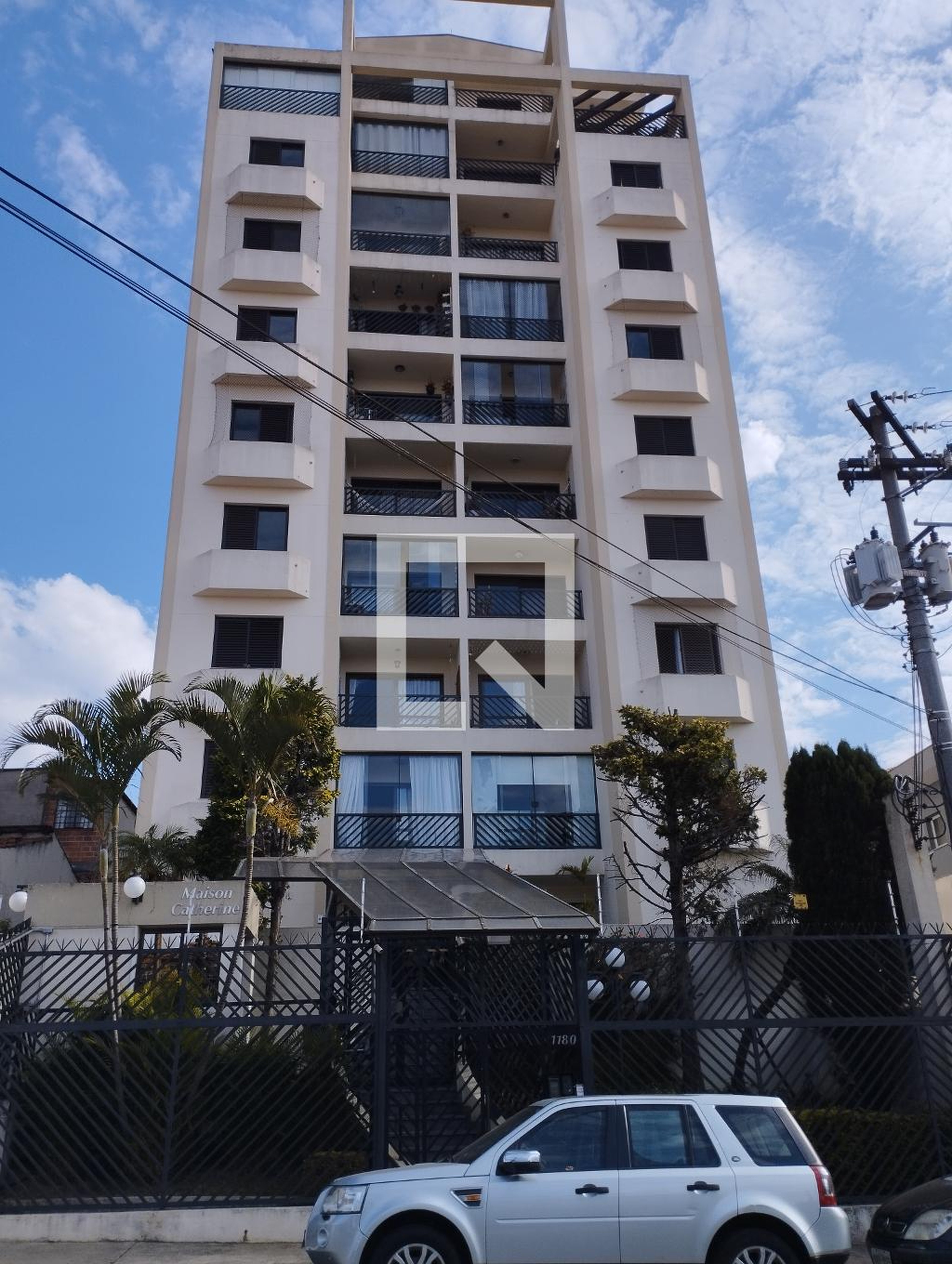 Fachada do Condomínio Condomínio Maison Catherine