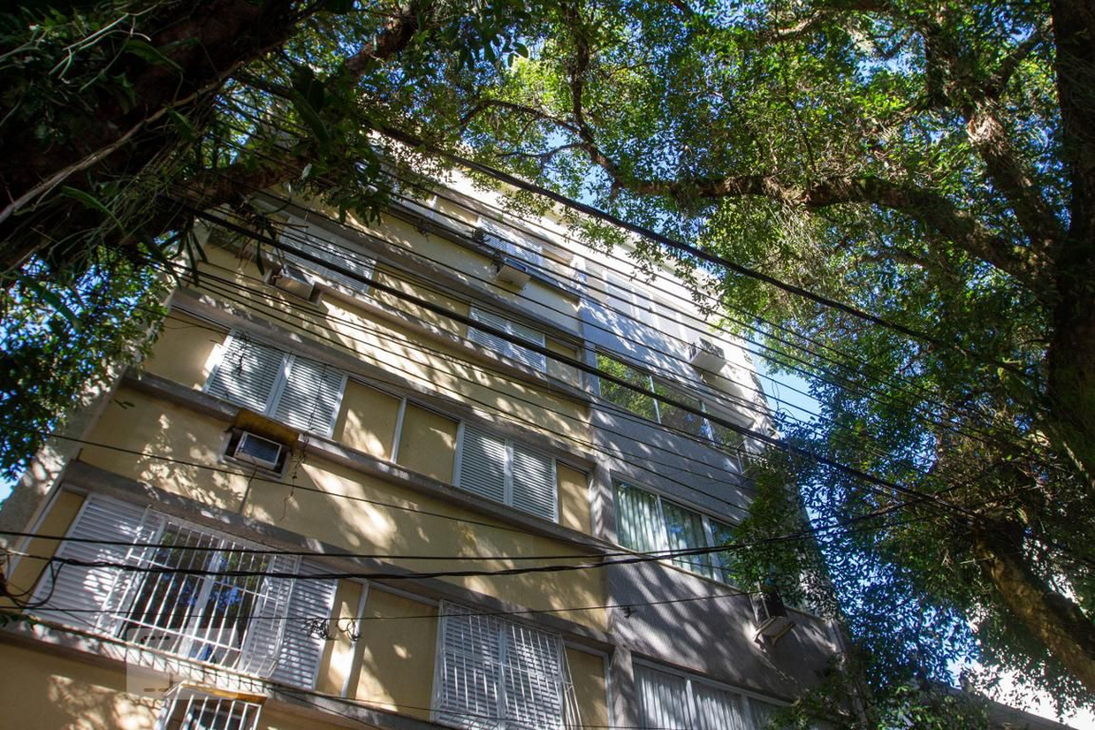 Fachada do Prédio Condomínio em Rua Major Rubens Vaz, 525