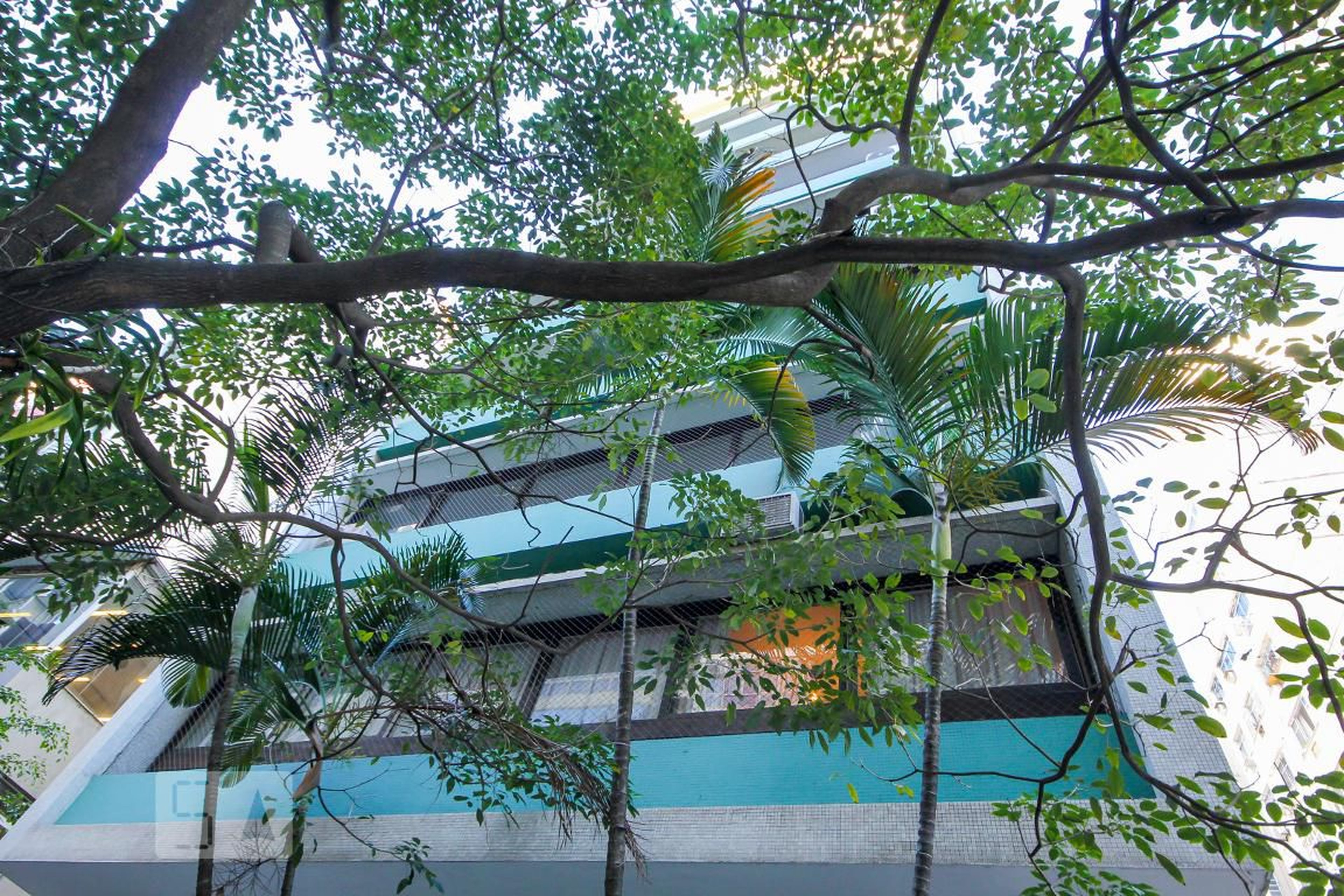 Fachada Condomínio em Rua Tonelero, 59