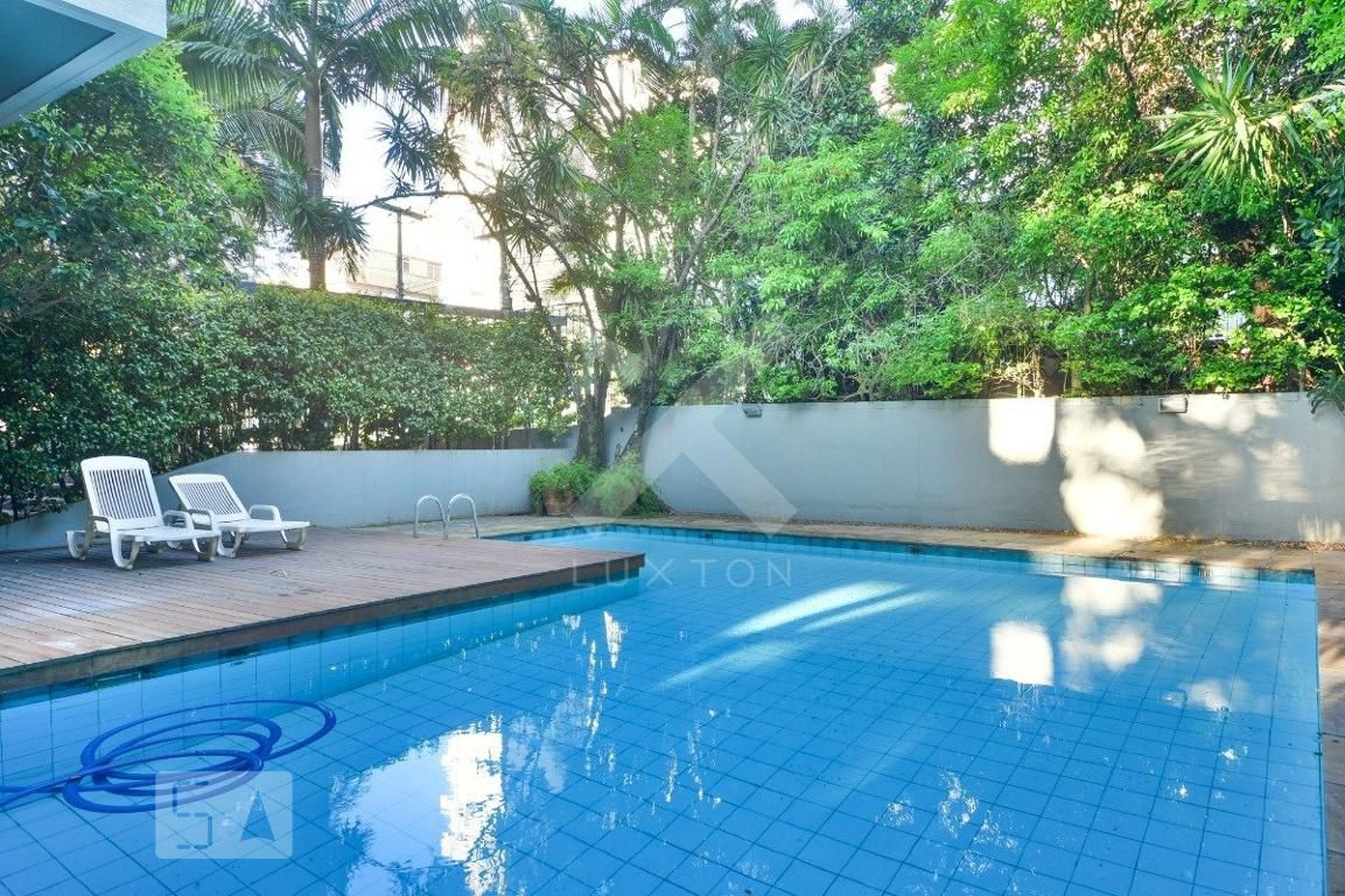 Piscina - Boulevard Saint Honoré