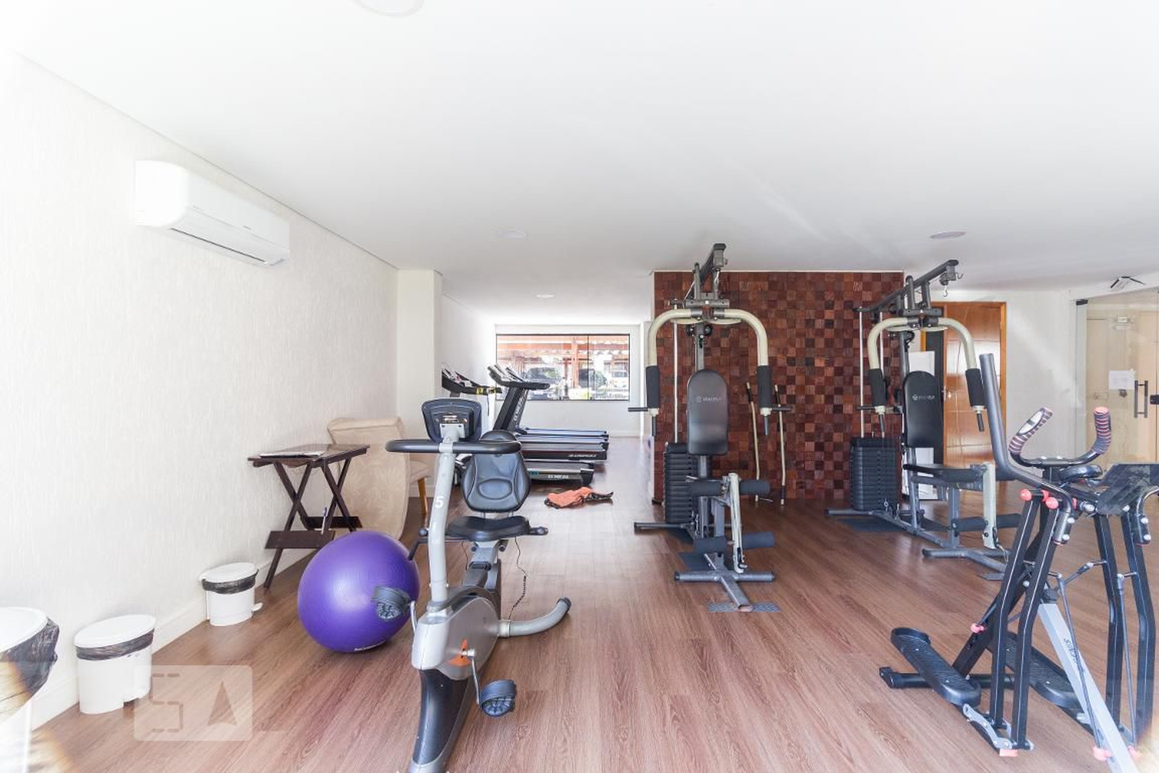 Área comum - Academia - Maranello