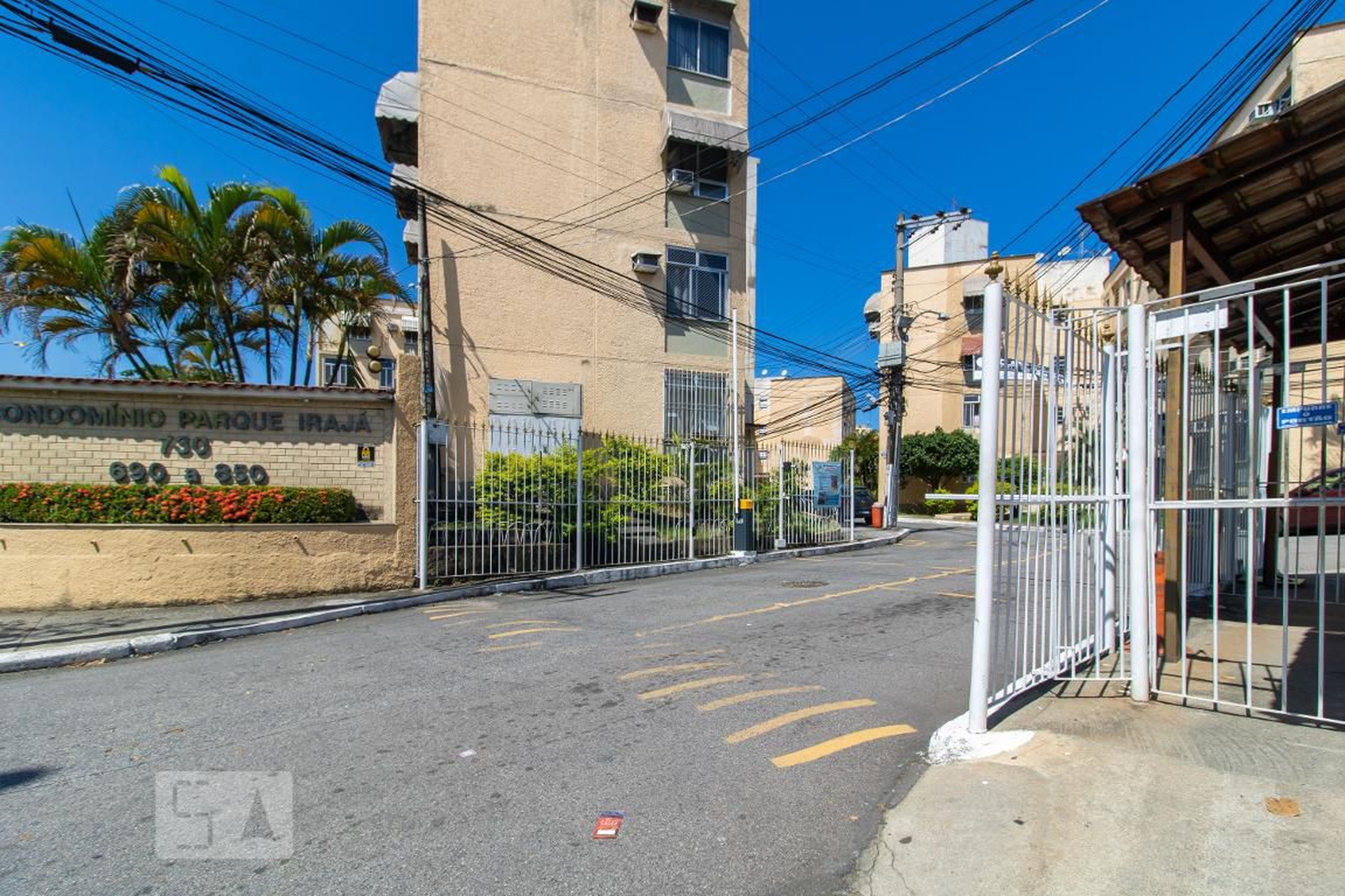 Fachada do Condomínio Condomínio Parque Novo Irajá