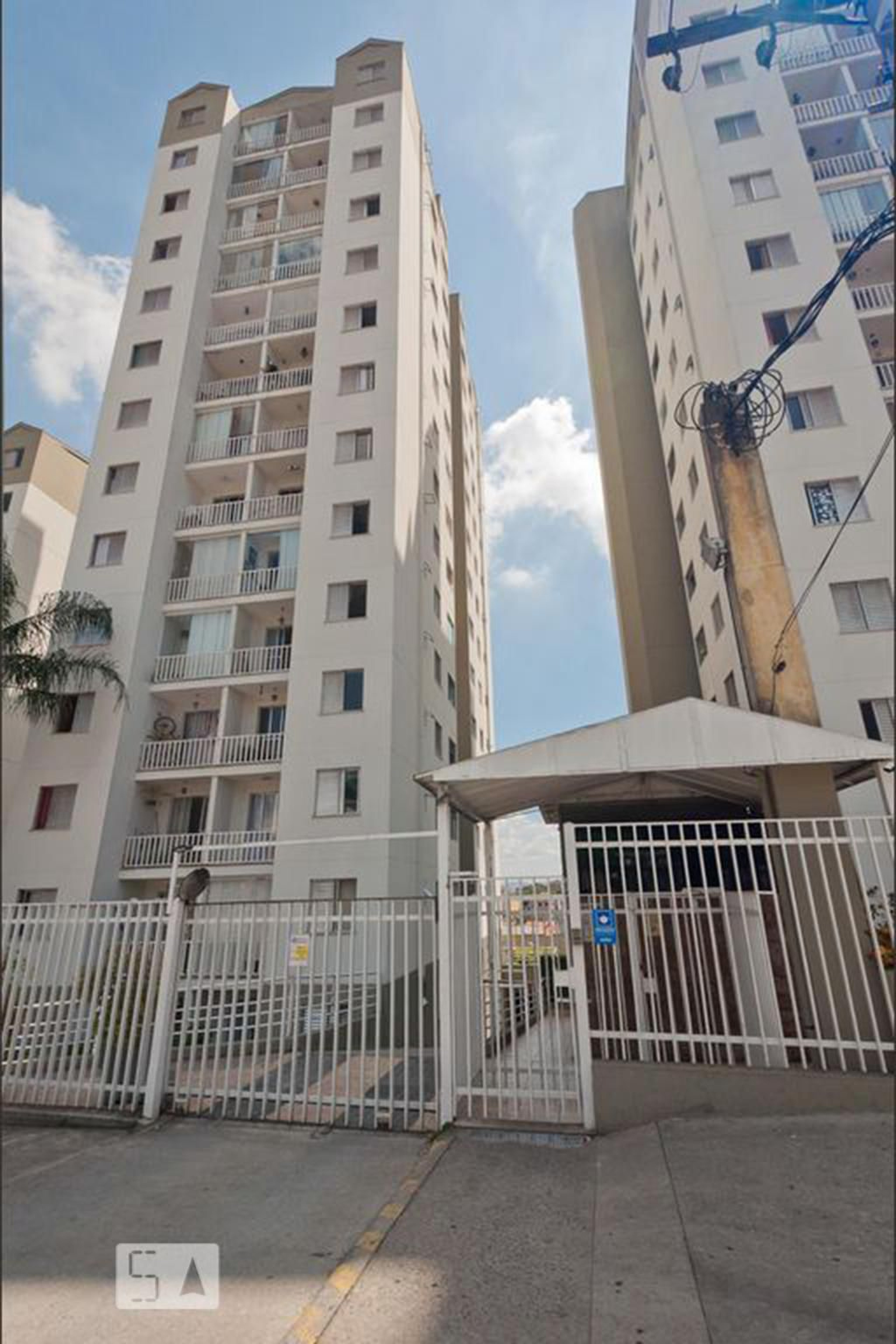 Fachada do Condomínio Condomínio Conjunto Residencial Bosque das Flores