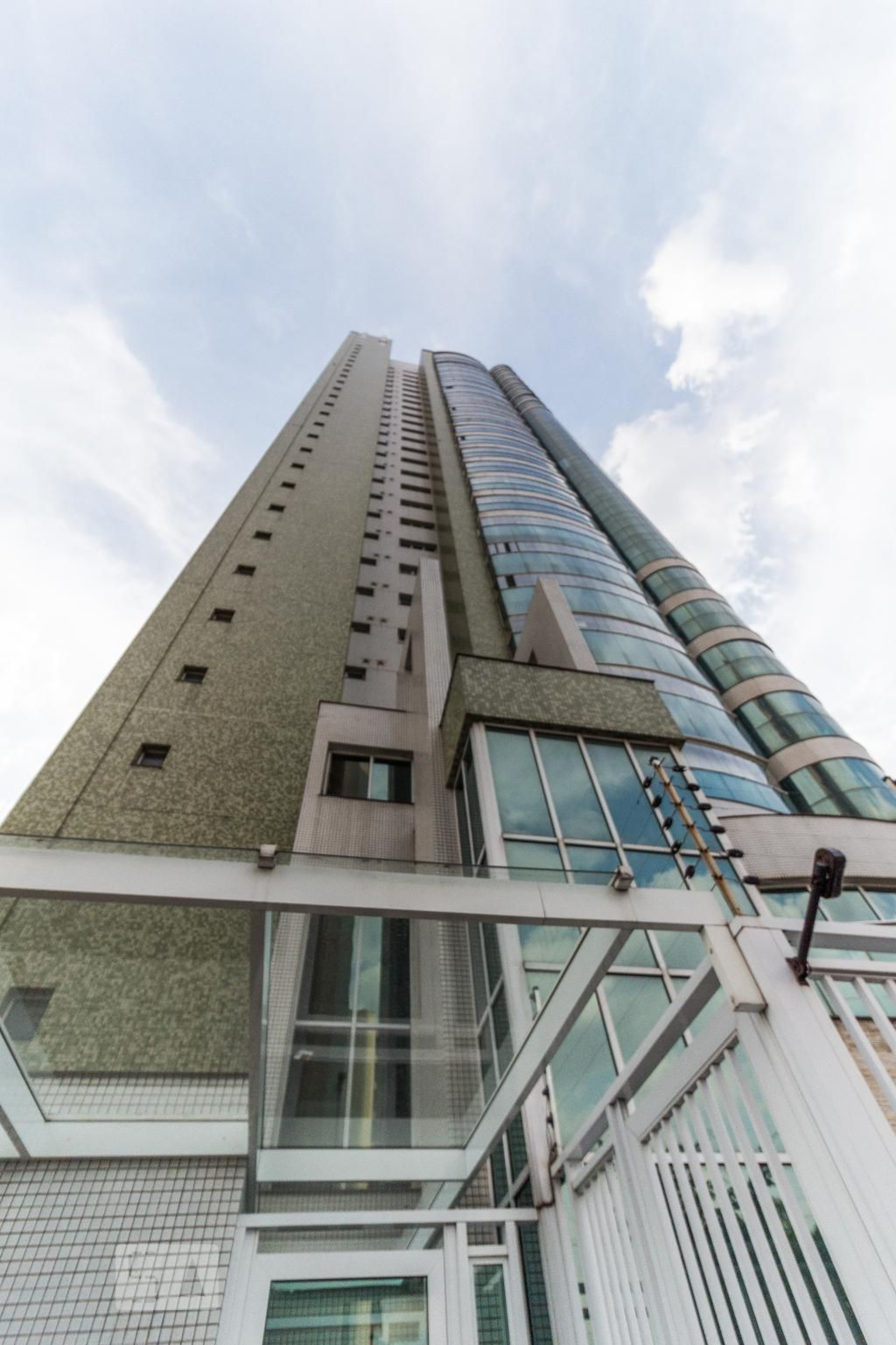 Fachada do Prédio Condomínio Tiffany