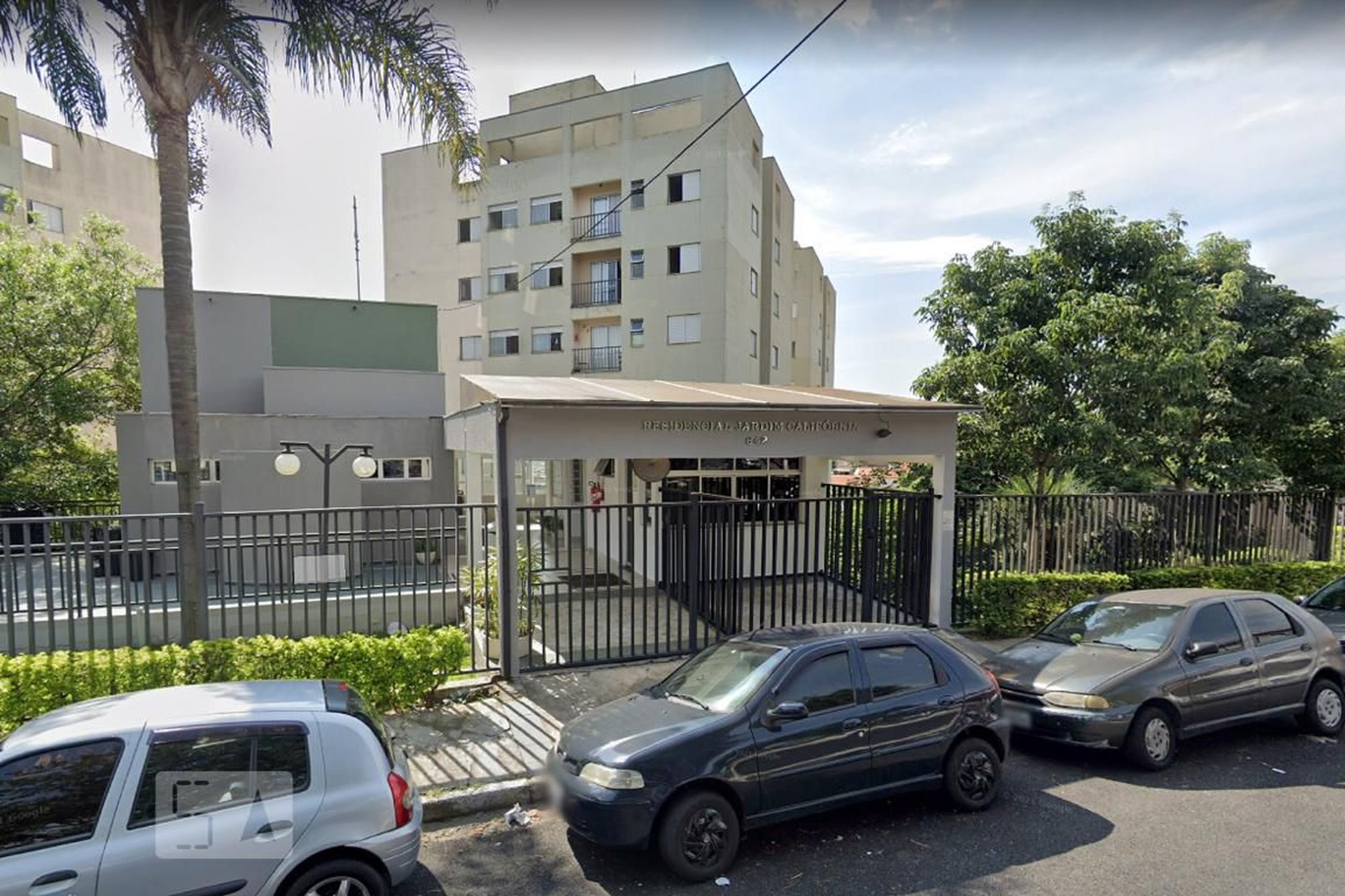 Fachada Condomínio em Rua Jaú, 741