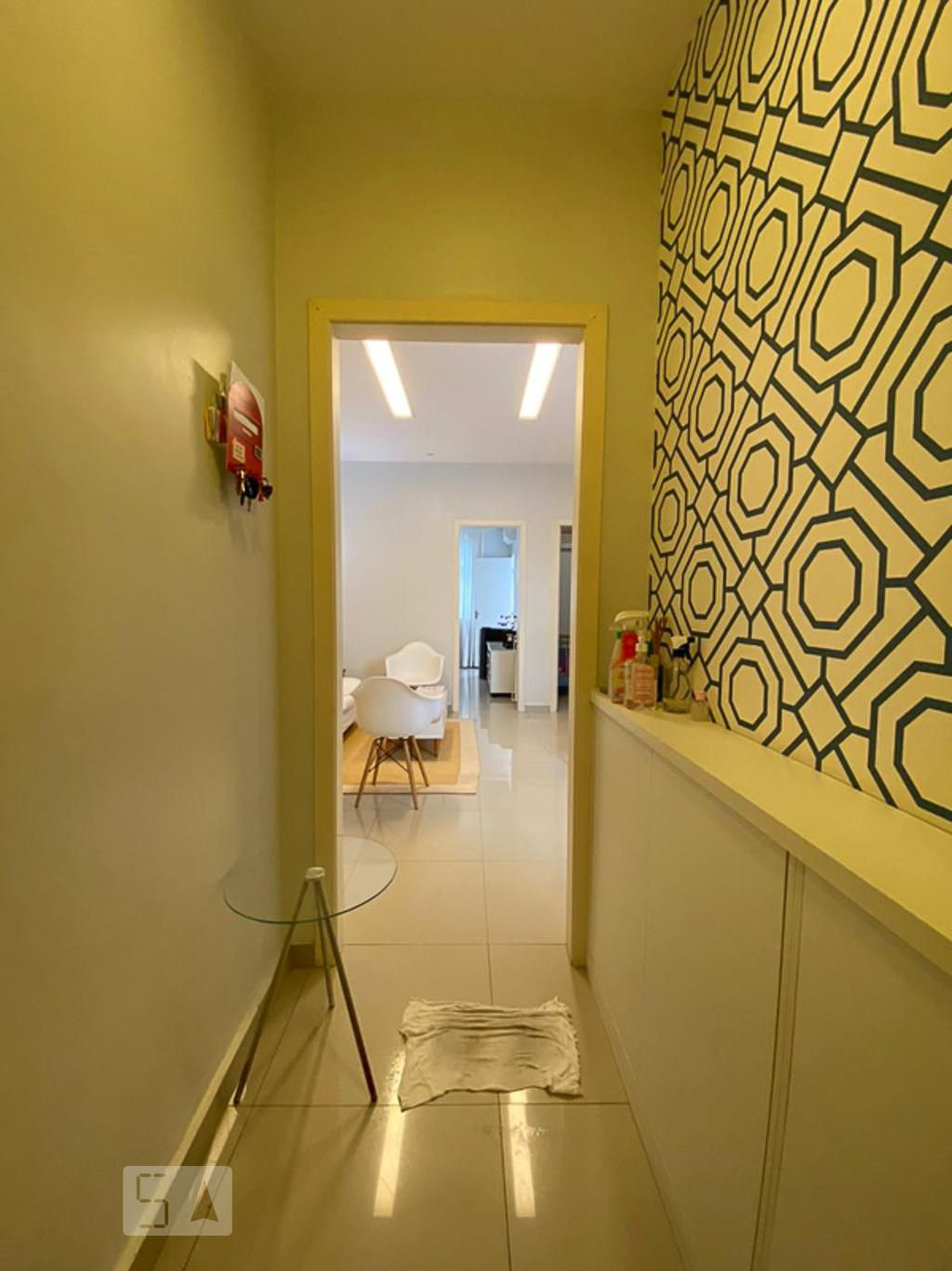 Hall Condomínio em Rua Pinto Guedes, 132